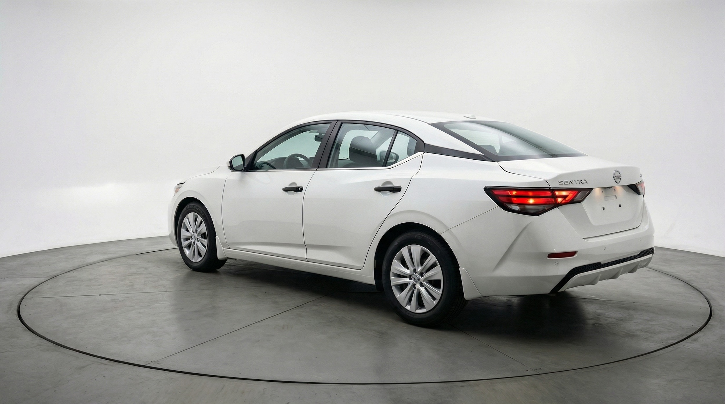 Thumbnail: 2025 Nissan Sentra - 5