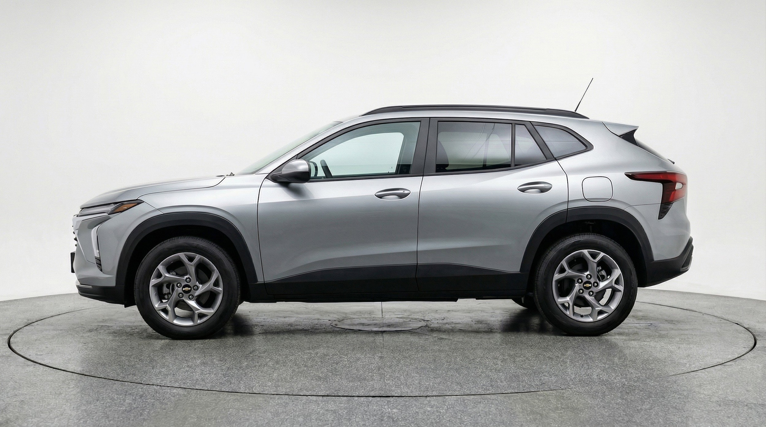 Thumbnail: 2025 Chevrolet Trax - 5