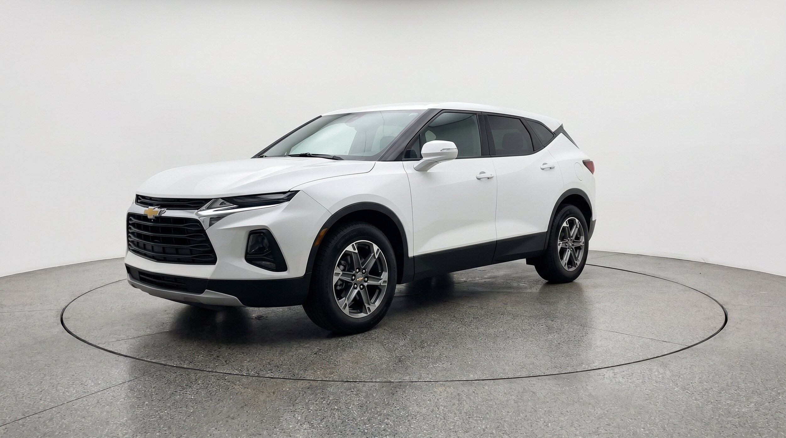 Thumbnail: 2026 Chevrolet Blazer - 3