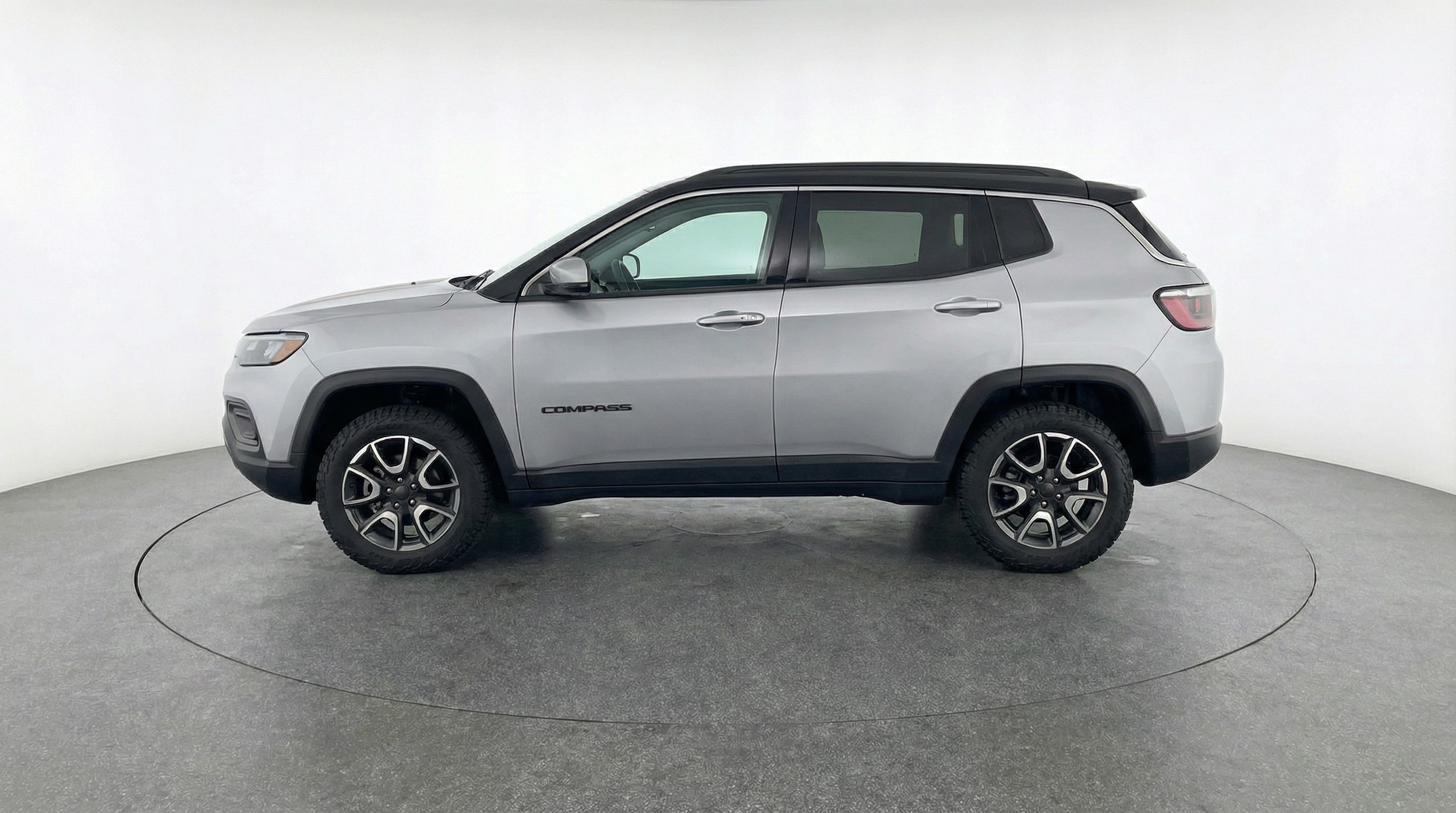 Thumbnail: 2025 Jeep Compass - 4