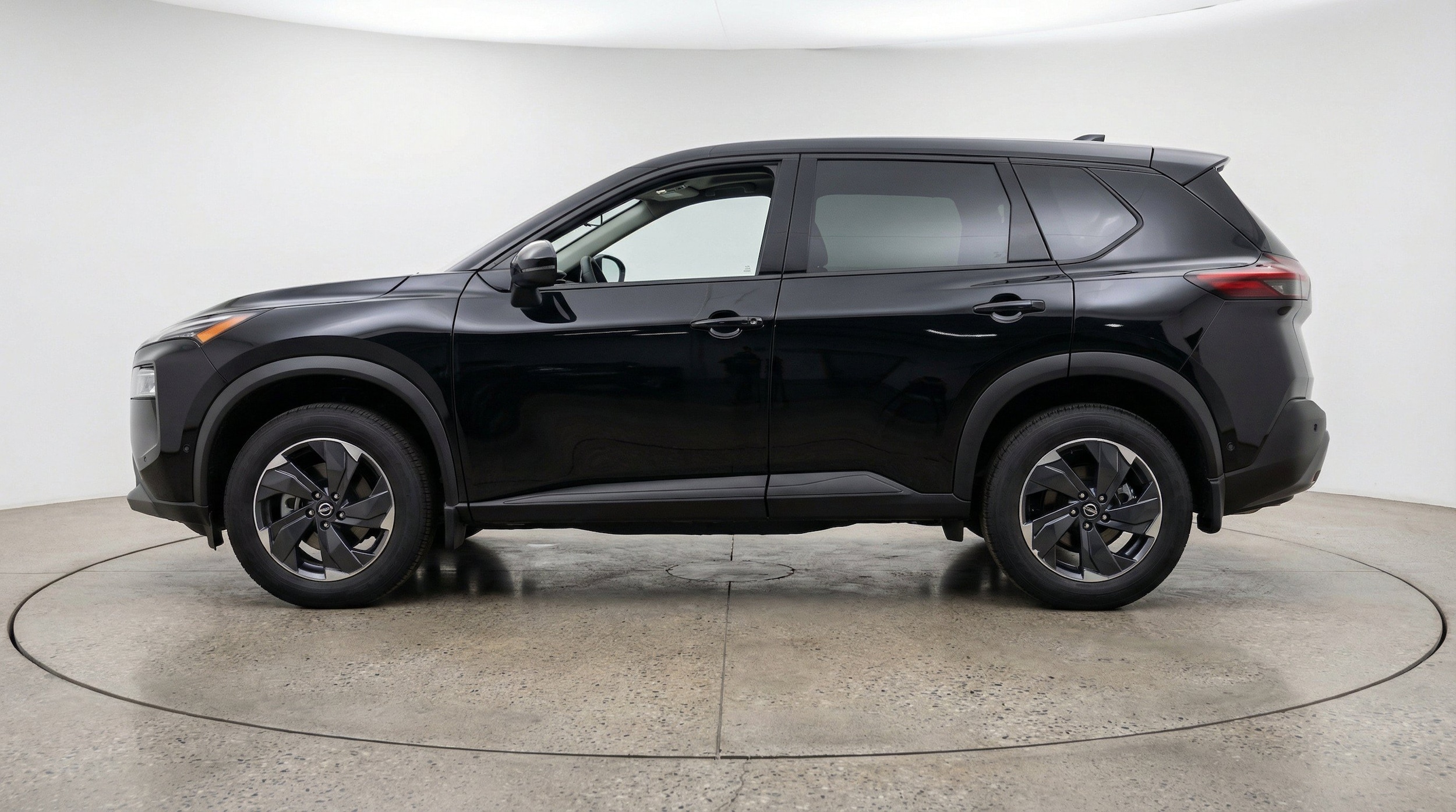 Thumbnail: 2025 Nissan Rogue - 5