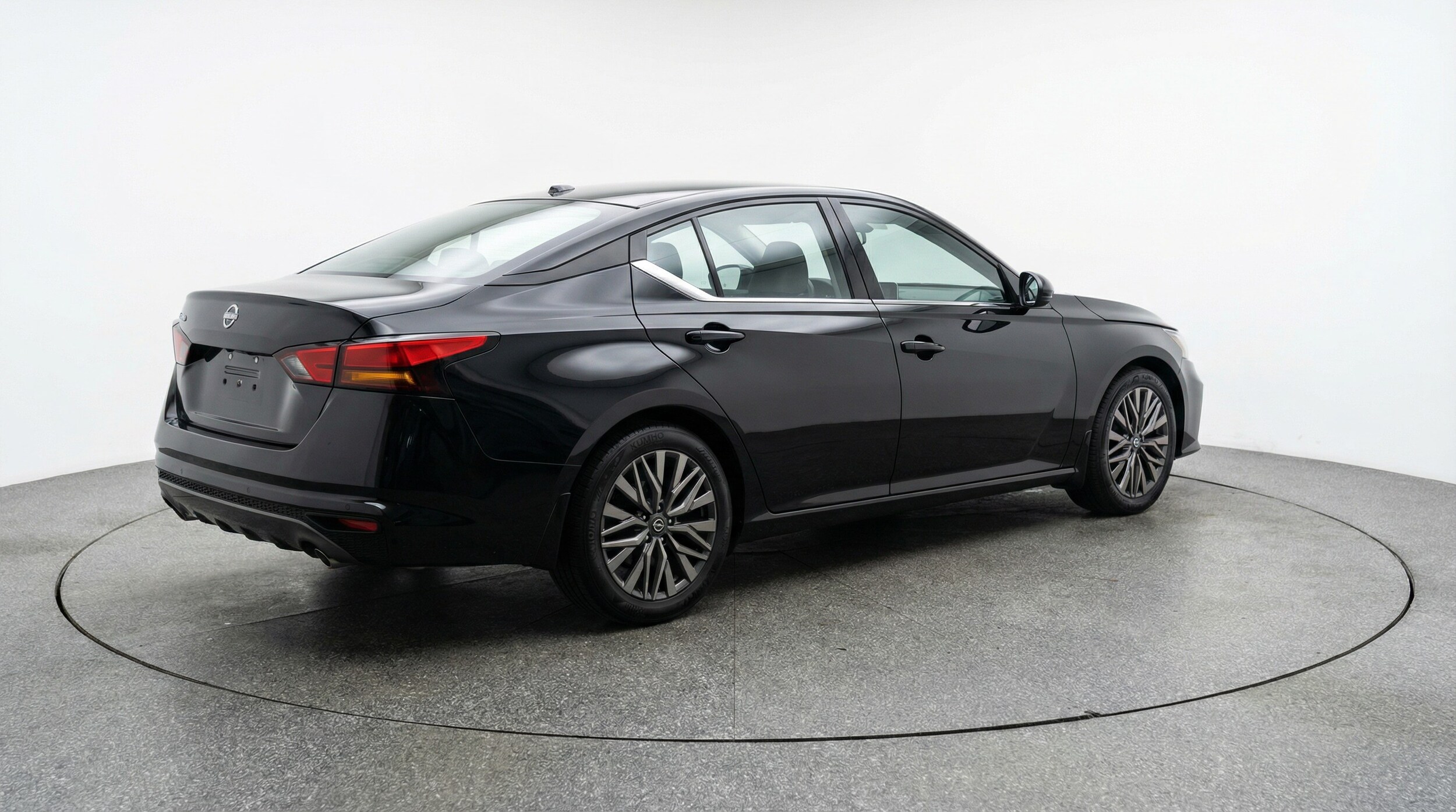 Thumbnail: 2025 Nissan Altima - 7