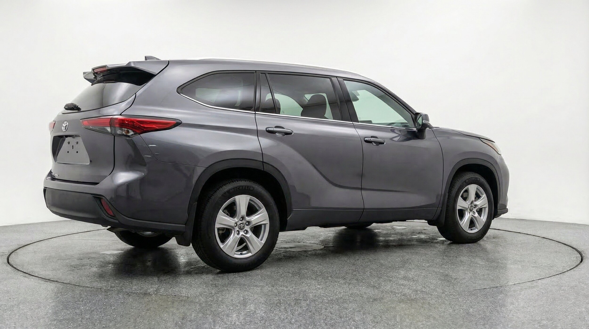 Thumbnail: 2025 Toyota Highlander - 9