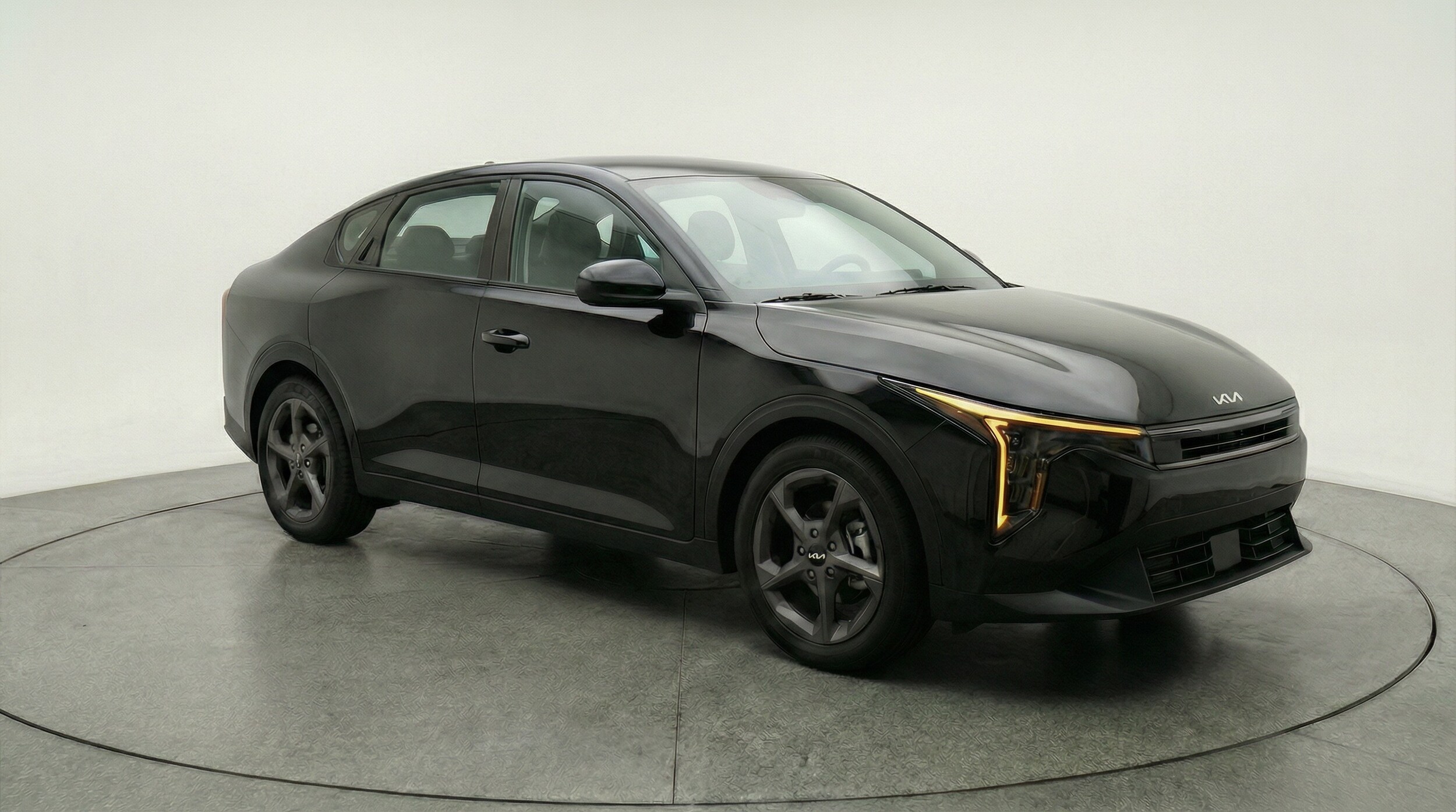 Thumbnail: 2025 Kia K4 - 1