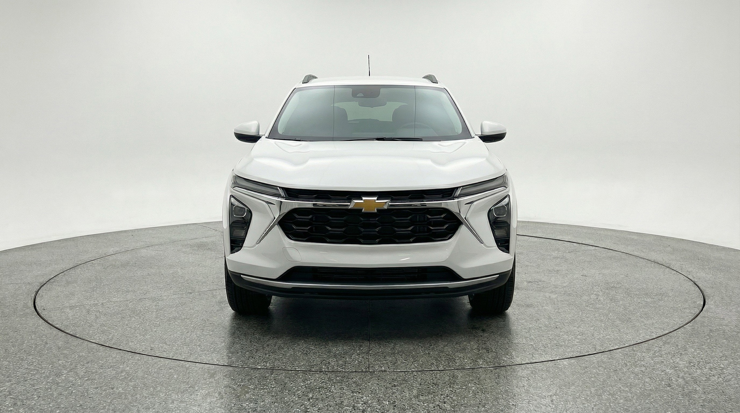 Thumbnail: 2025 Chevrolet Trax - 2