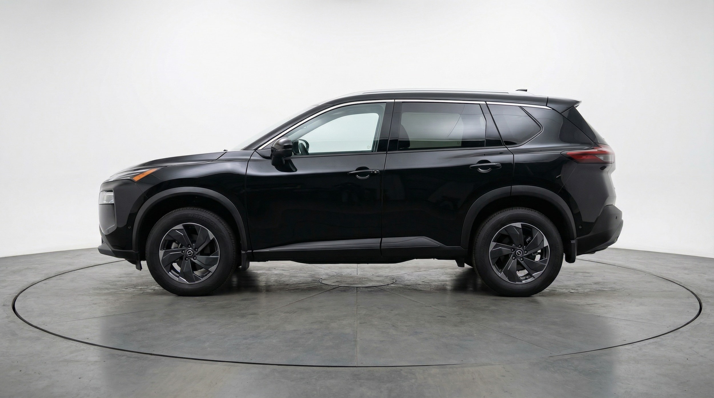 Thumbnail: 2025 Nissan Rogue - 4