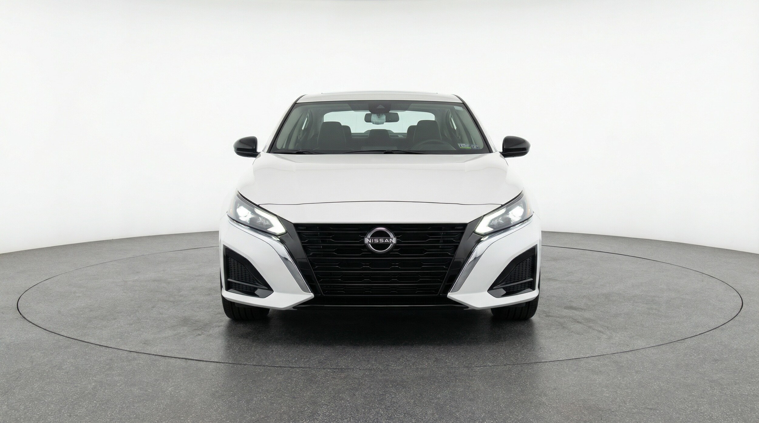 Thumbnail: 2025 Nissan Altima - 2