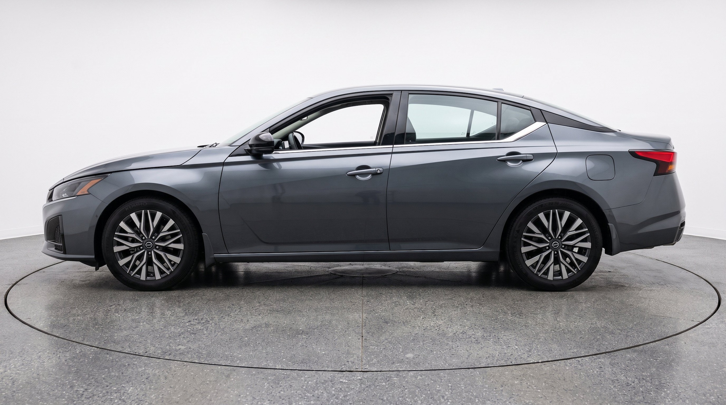 Thumbnail: 2026 Nissan Altima - 5