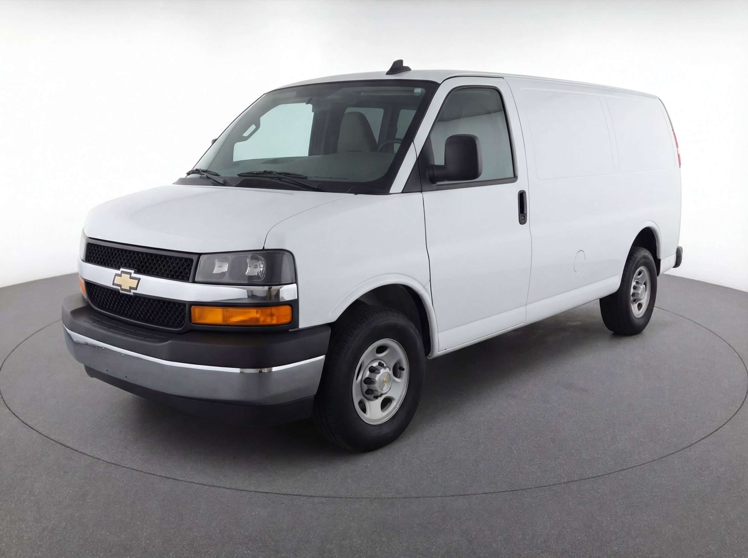 Thumbnail: 2025 Chevrolet Express - 3