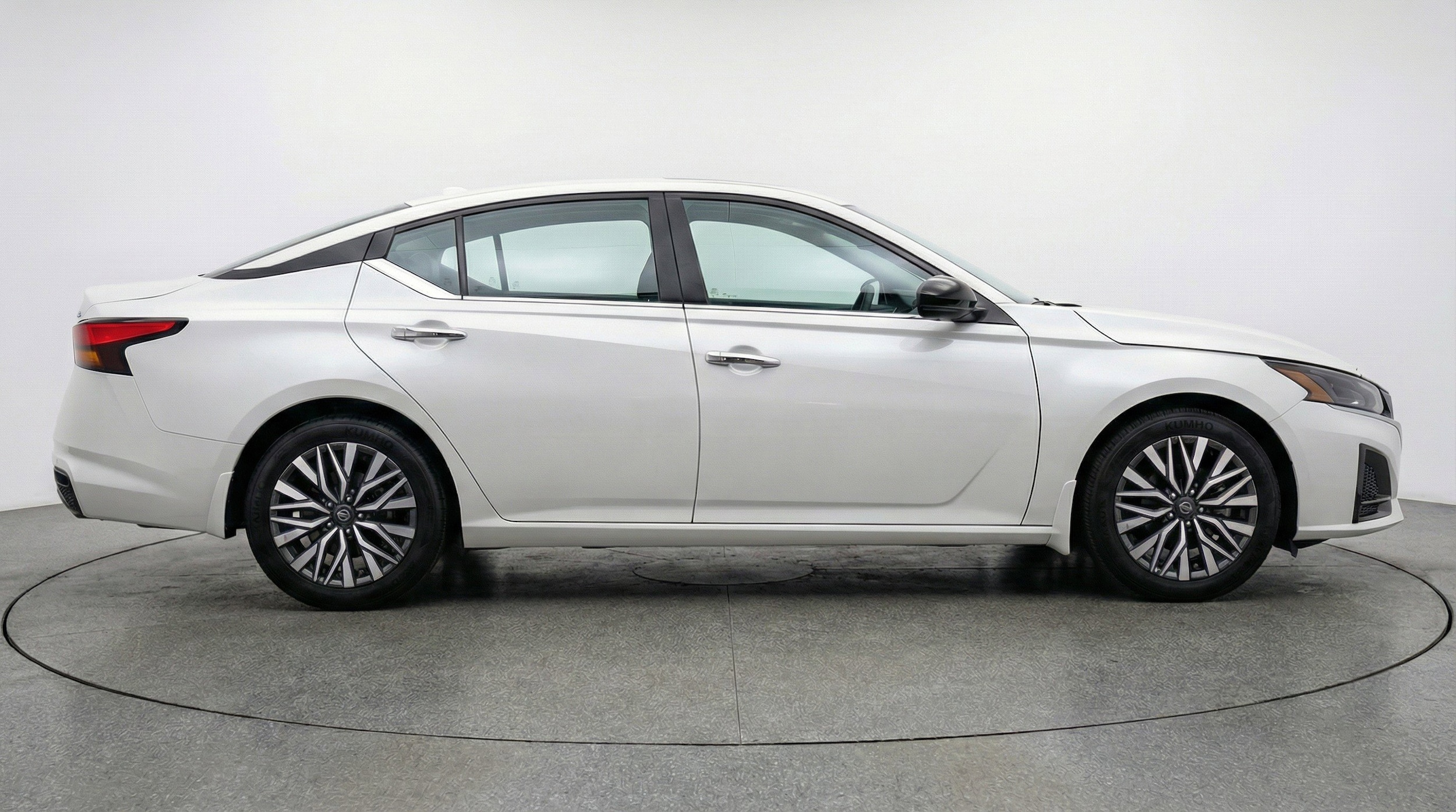 Thumbnail: 2025 Nissan Altima - 11