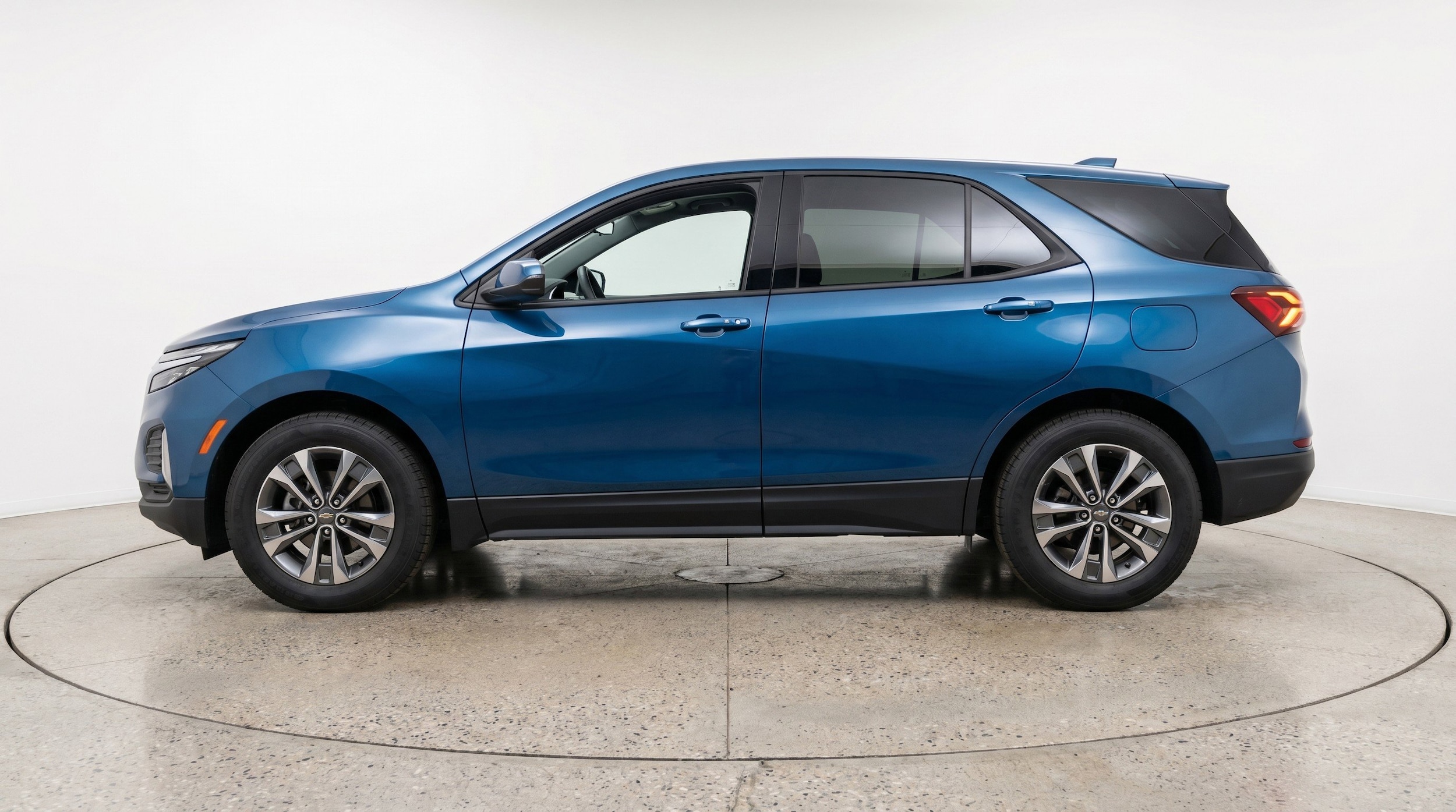 Thumbnail: 2025 Chevrolet Equinox - 5