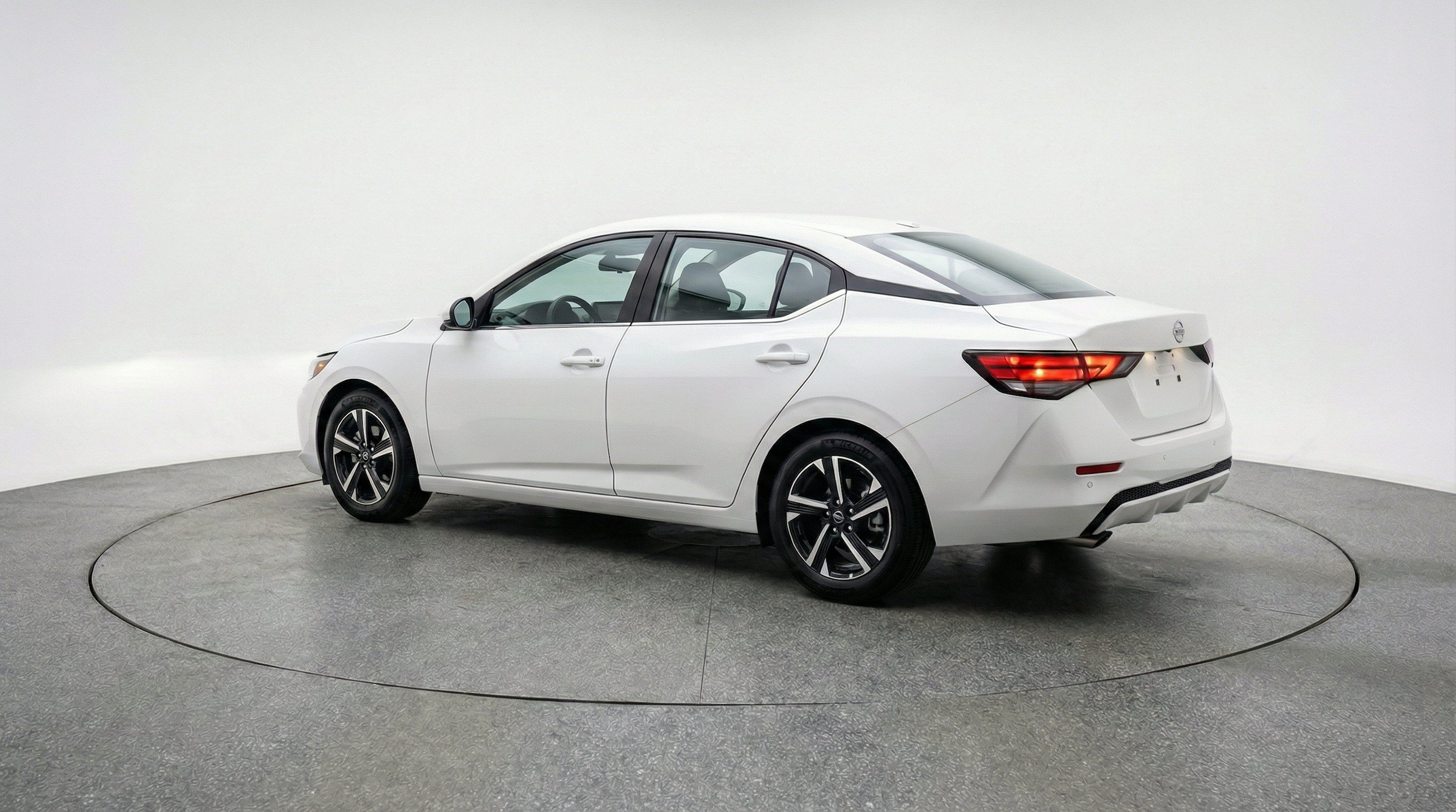 Thumbnail: 2025 Nissan Sentra - 6