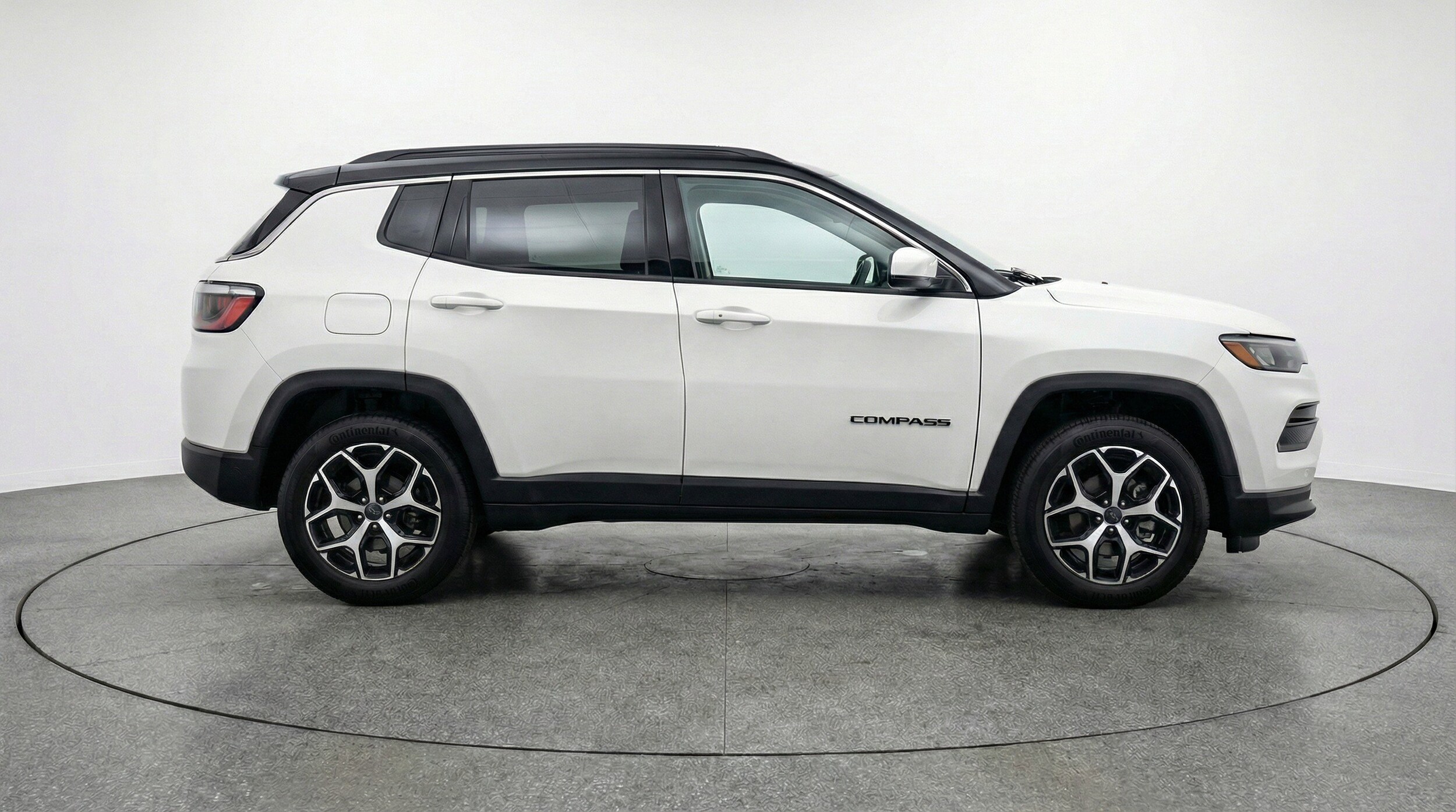 Thumbnail: 2025 Jeep Compass - 11