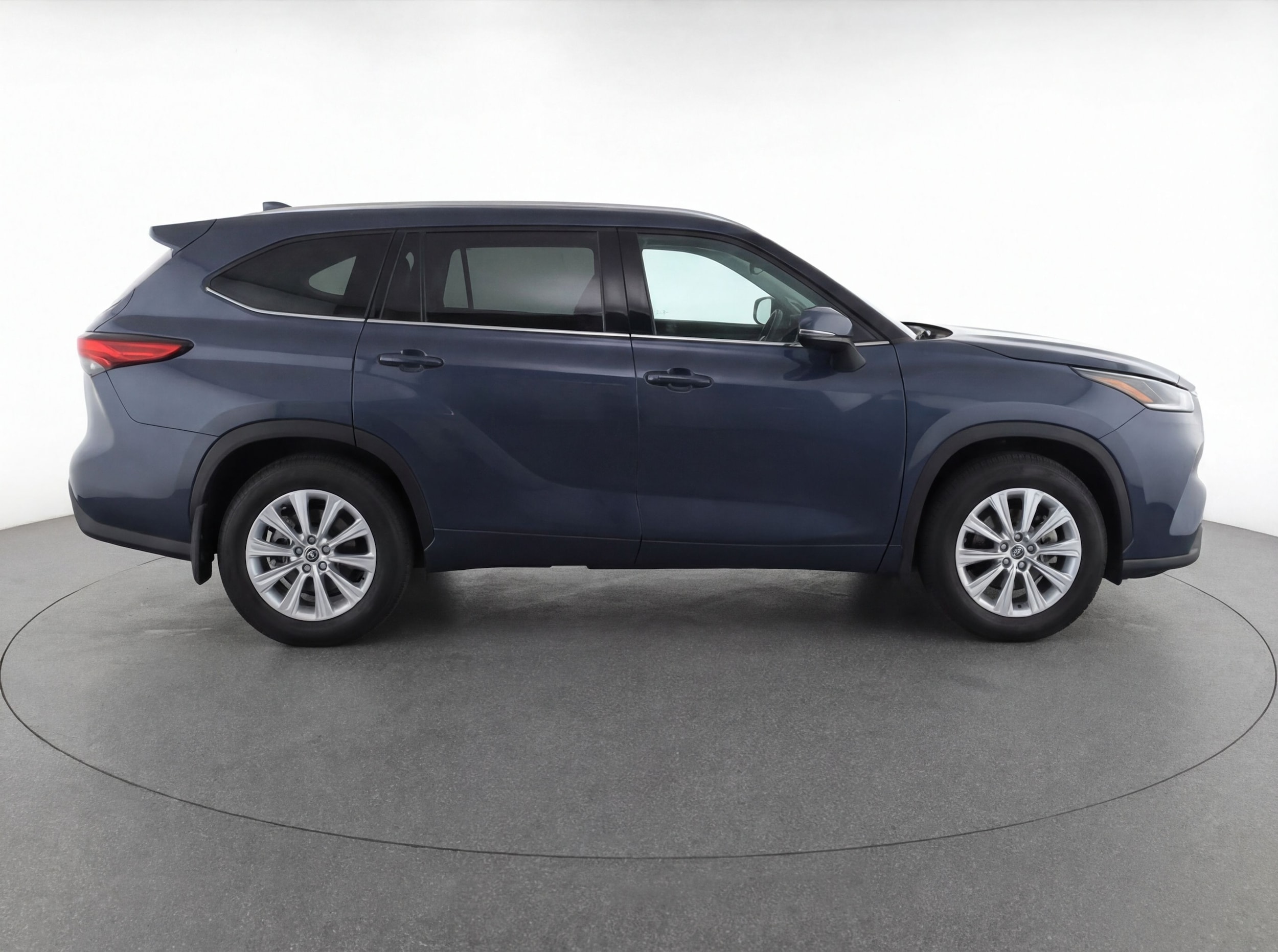 Thumbnail: 2024 Toyota Grand Highlander - 8