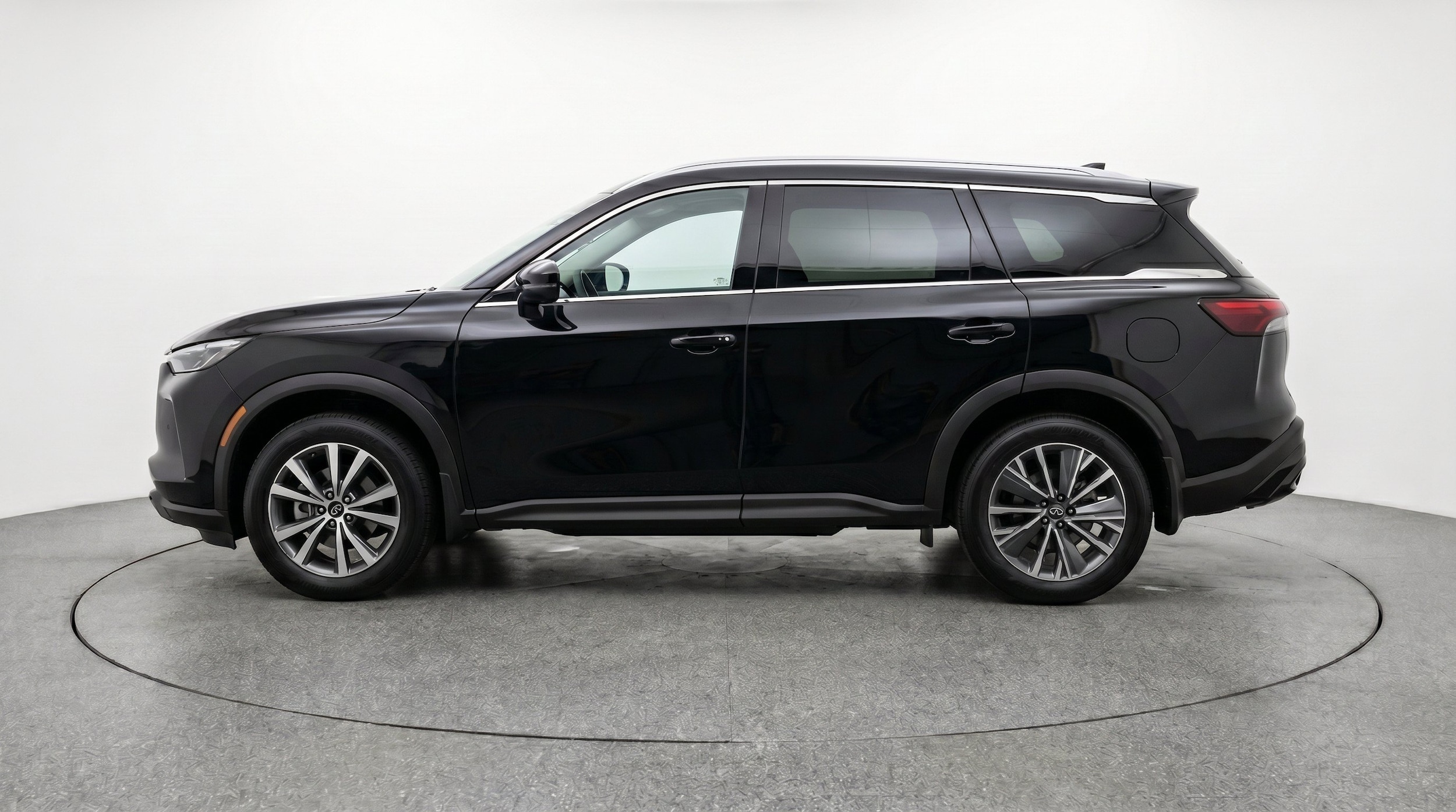Thumbnail: 2026 INFINITI QX60 - 5