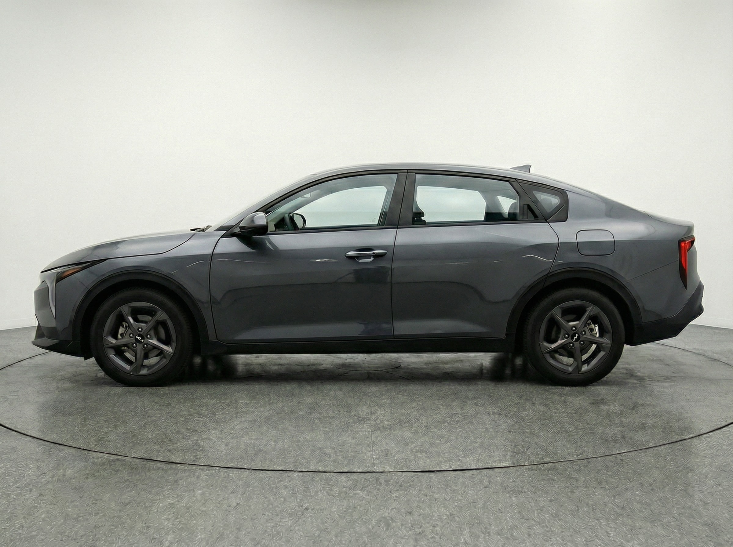 Thumbnail: 2025 Kia K4 - 4