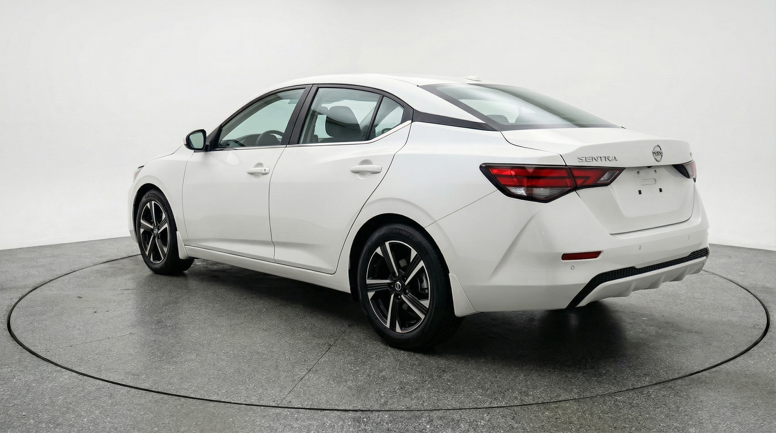 Thumbnail: 2025 Nissan Sentra - 5