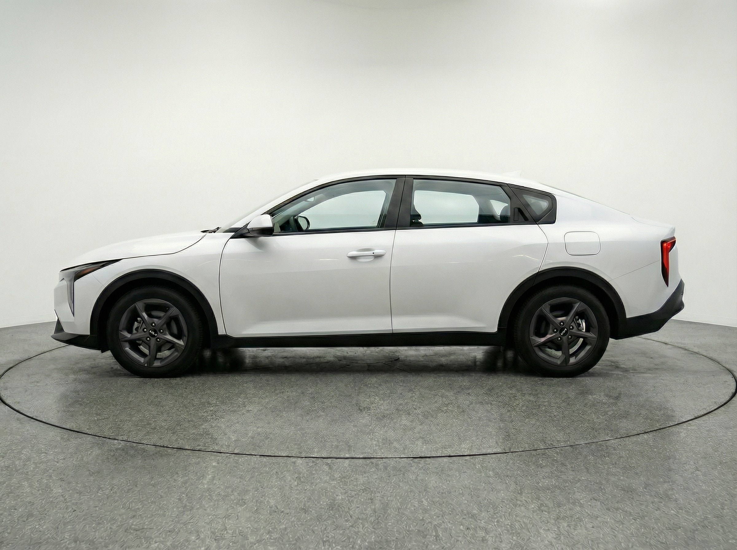 Thumbnail: 2025 Kia K4 - 4