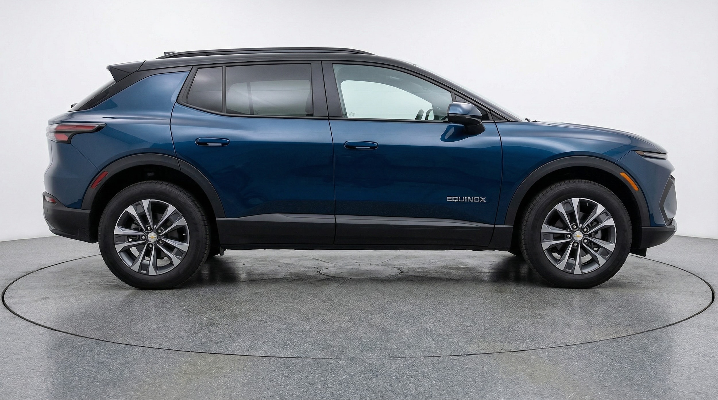 Thumbnail: 2025 Chevrolet Equinox - 8