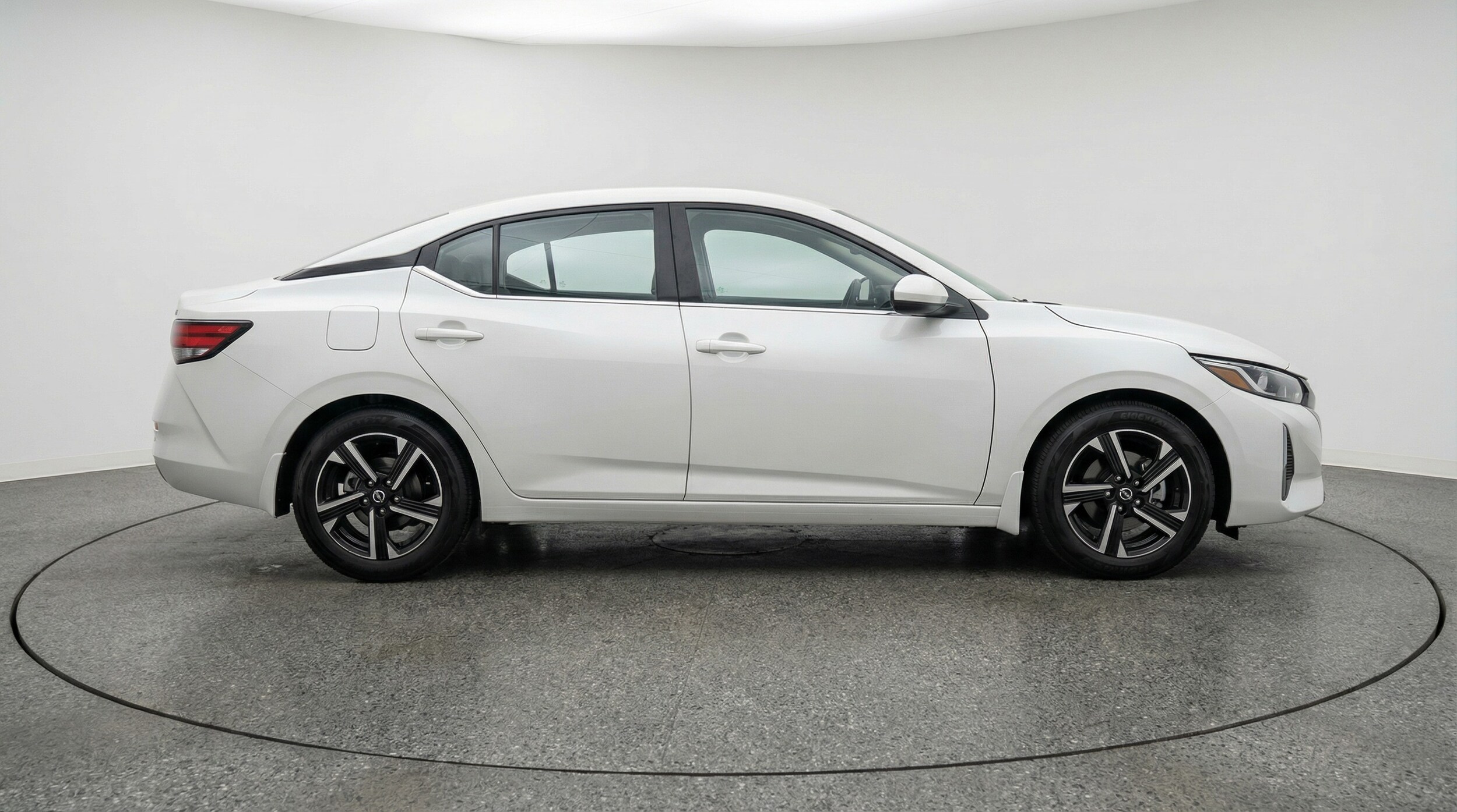 Thumbnail: 2025 Nissan Sentra - 8