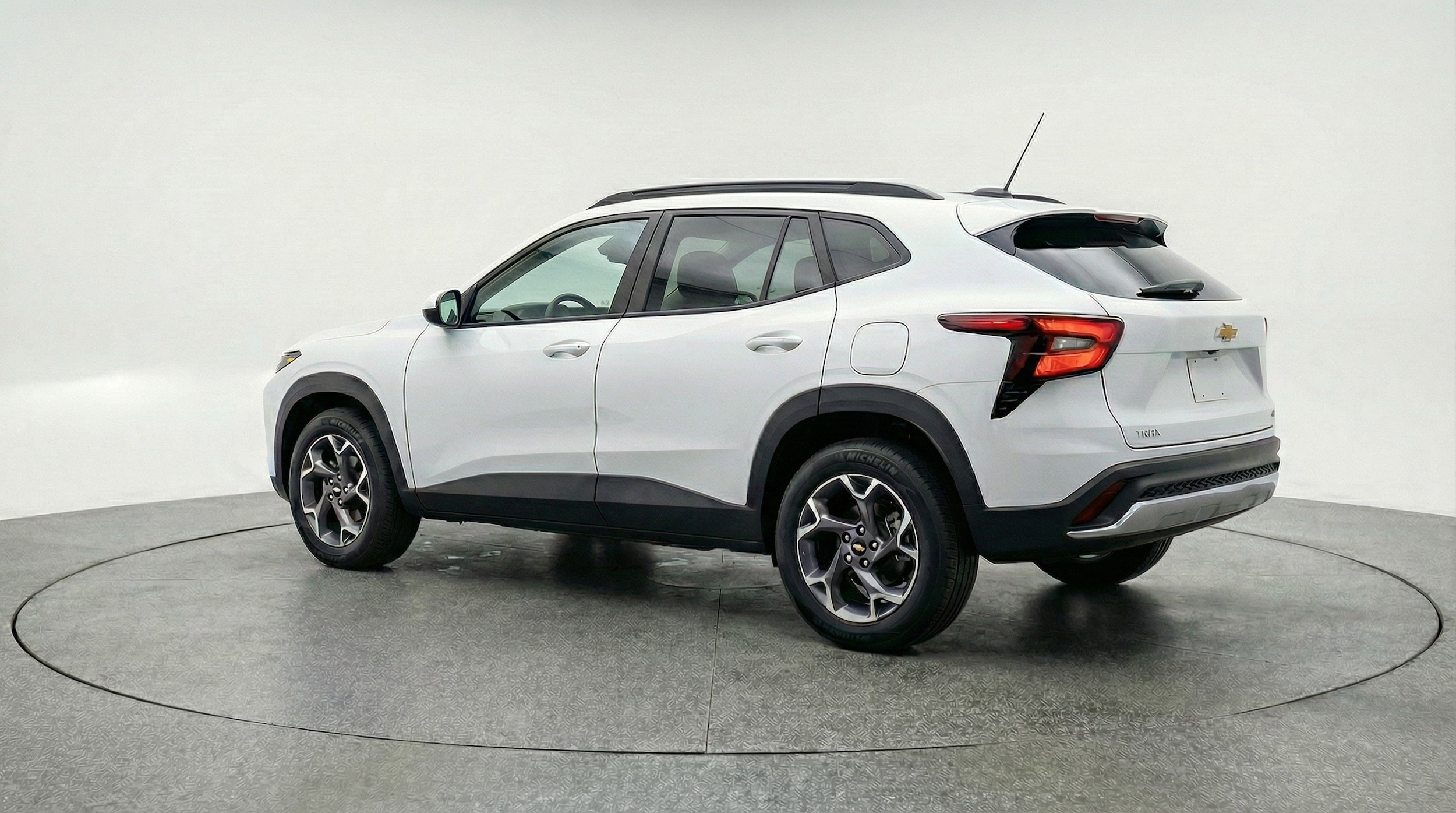 Thumbnail: 2025 Chevrolet Trax - 6