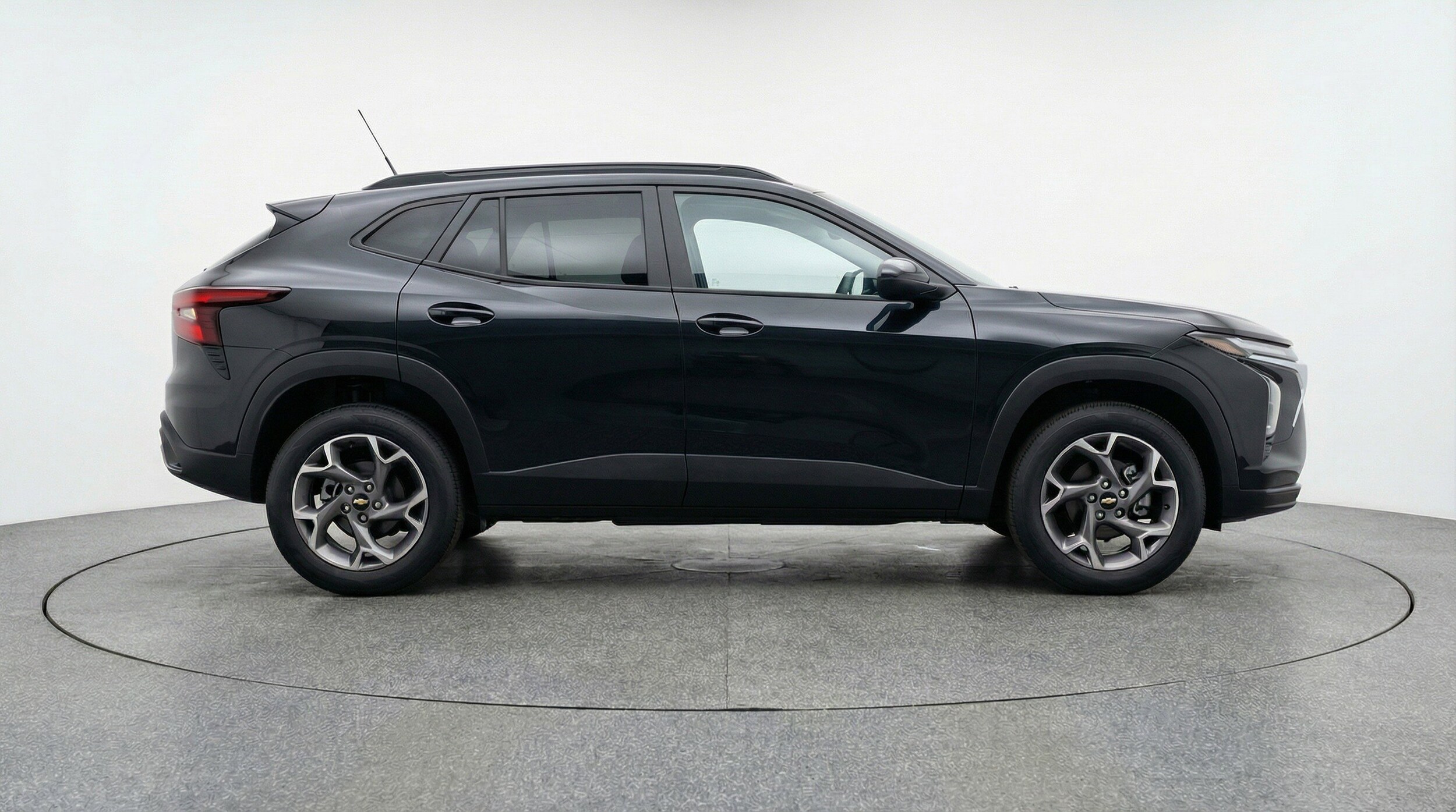 Thumbnail: 2025 Chevrolet Trax - 11