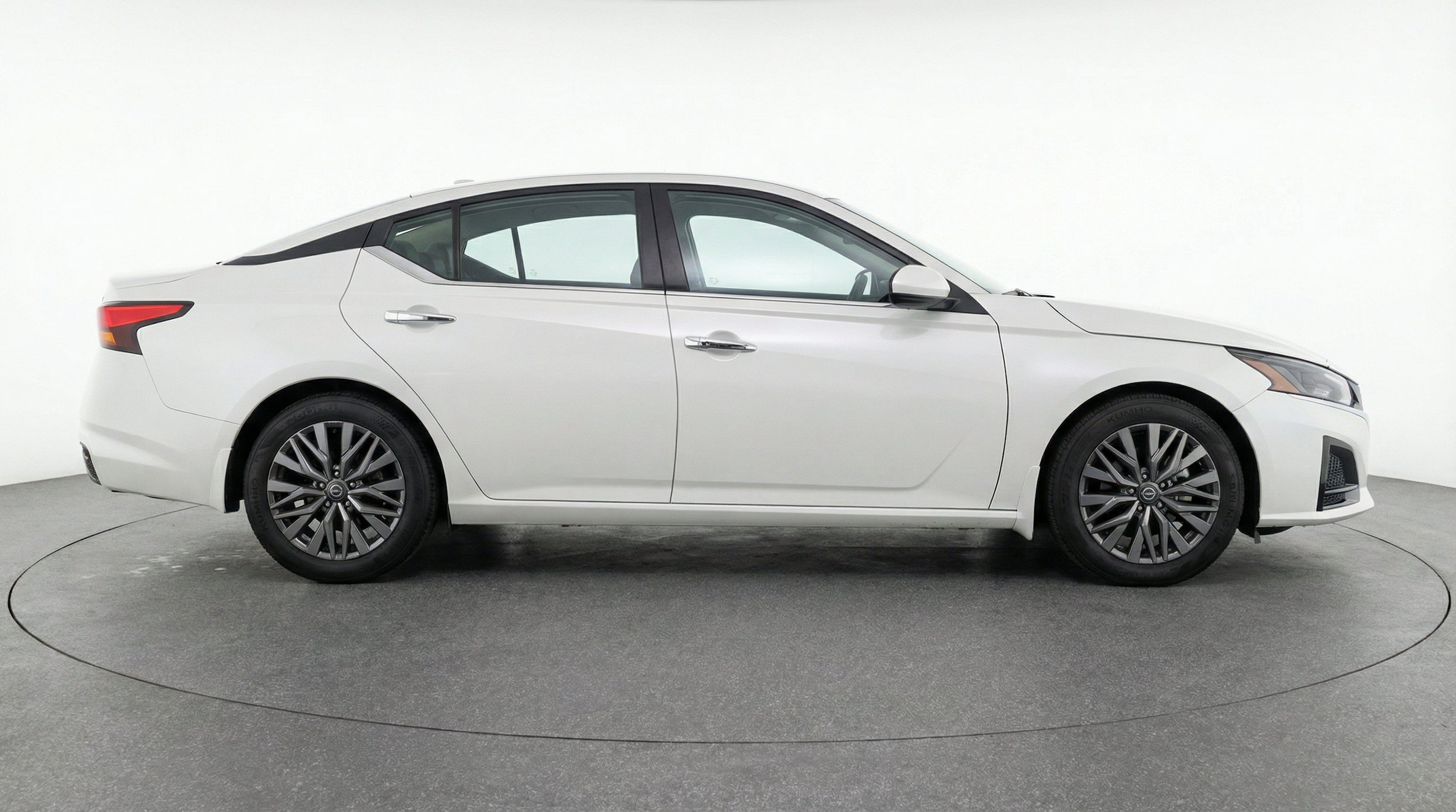 Thumbnail: 2025 Nissan Altima - 11