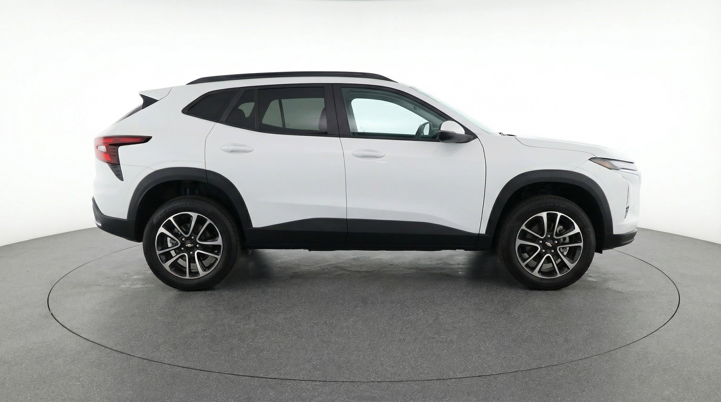 Thumbnail: 2025 Chevrolet TrailBlazer - 11