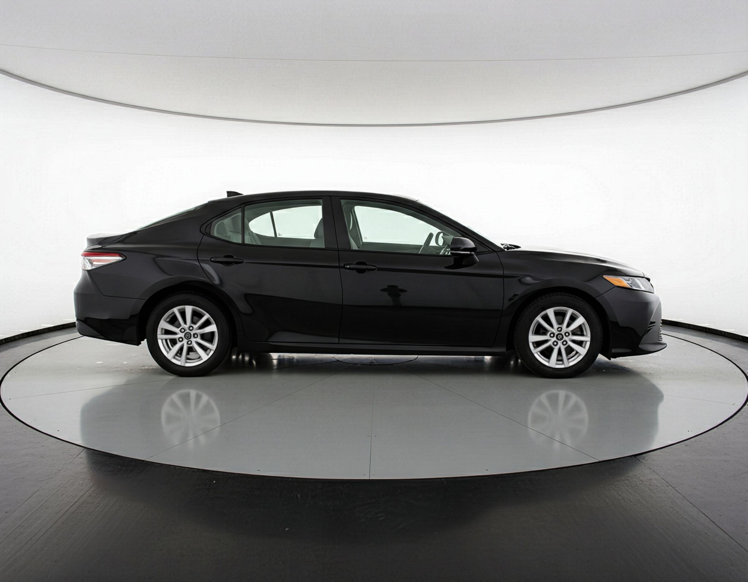 Thumbnail: 2025 Toyota Camry - 8