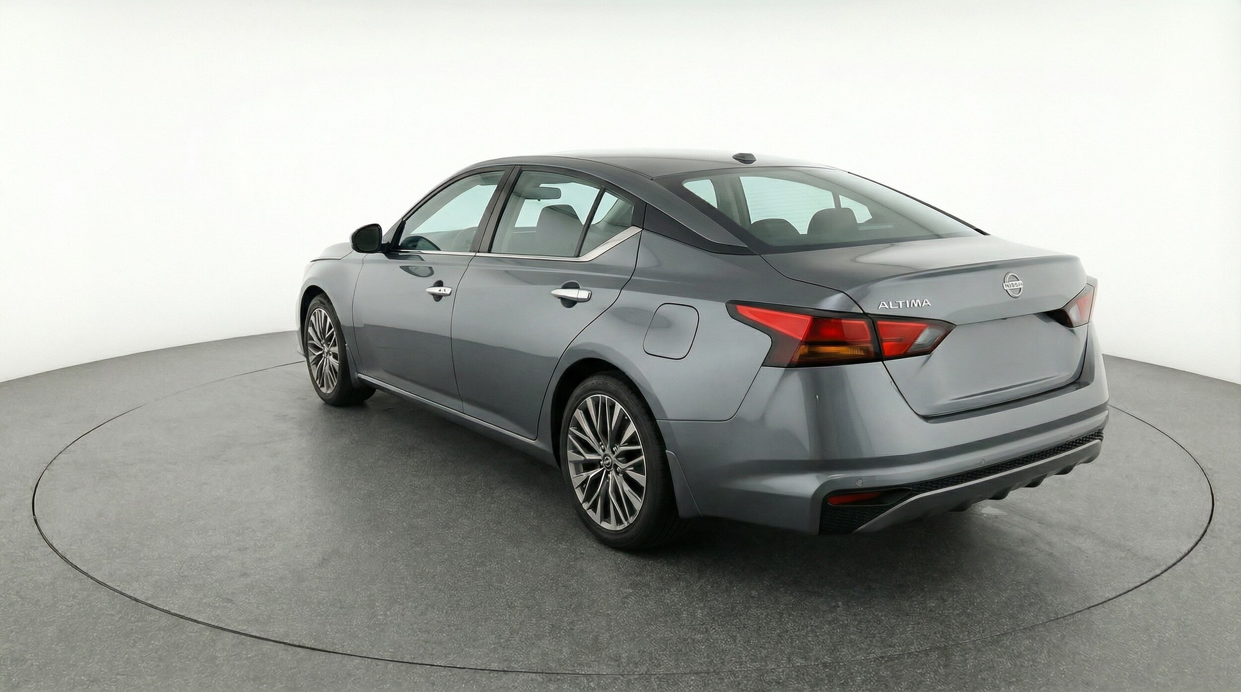 Thumbnail: 2025 Nissan Altima - 5