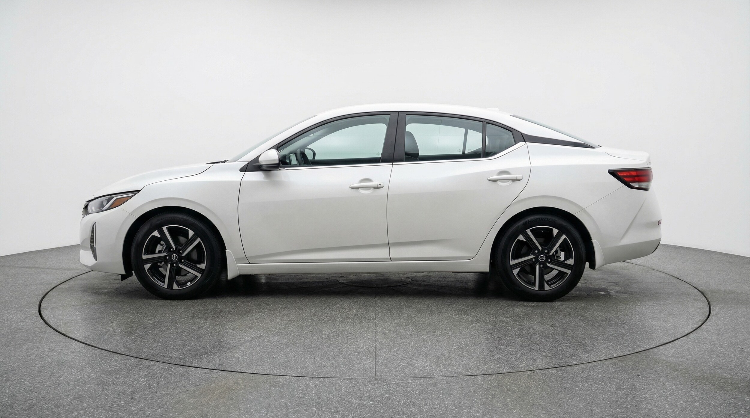 Thumbnail: 2025 Nissan Sentra - 4