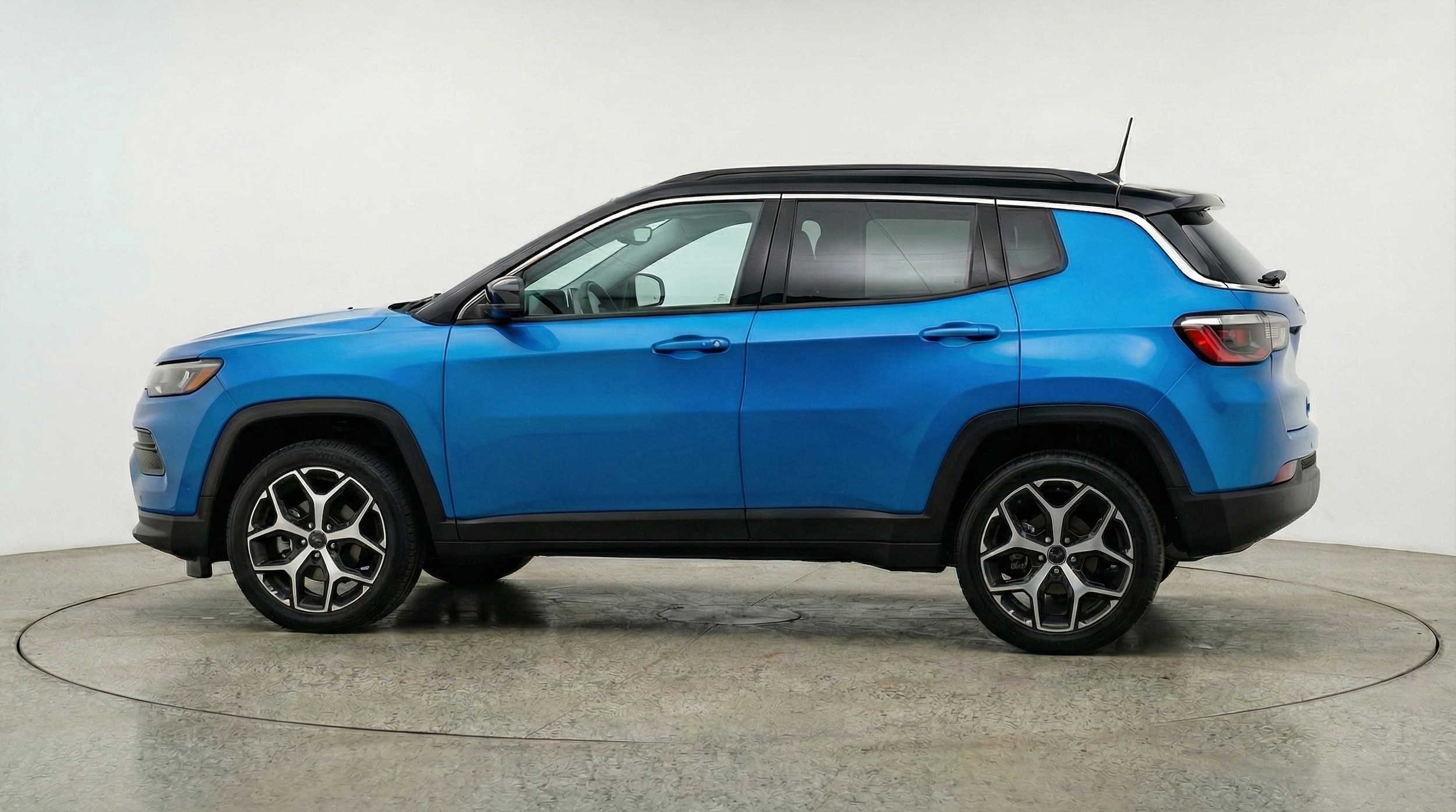 Thumbnail: 2025 Jeep Compass - 4