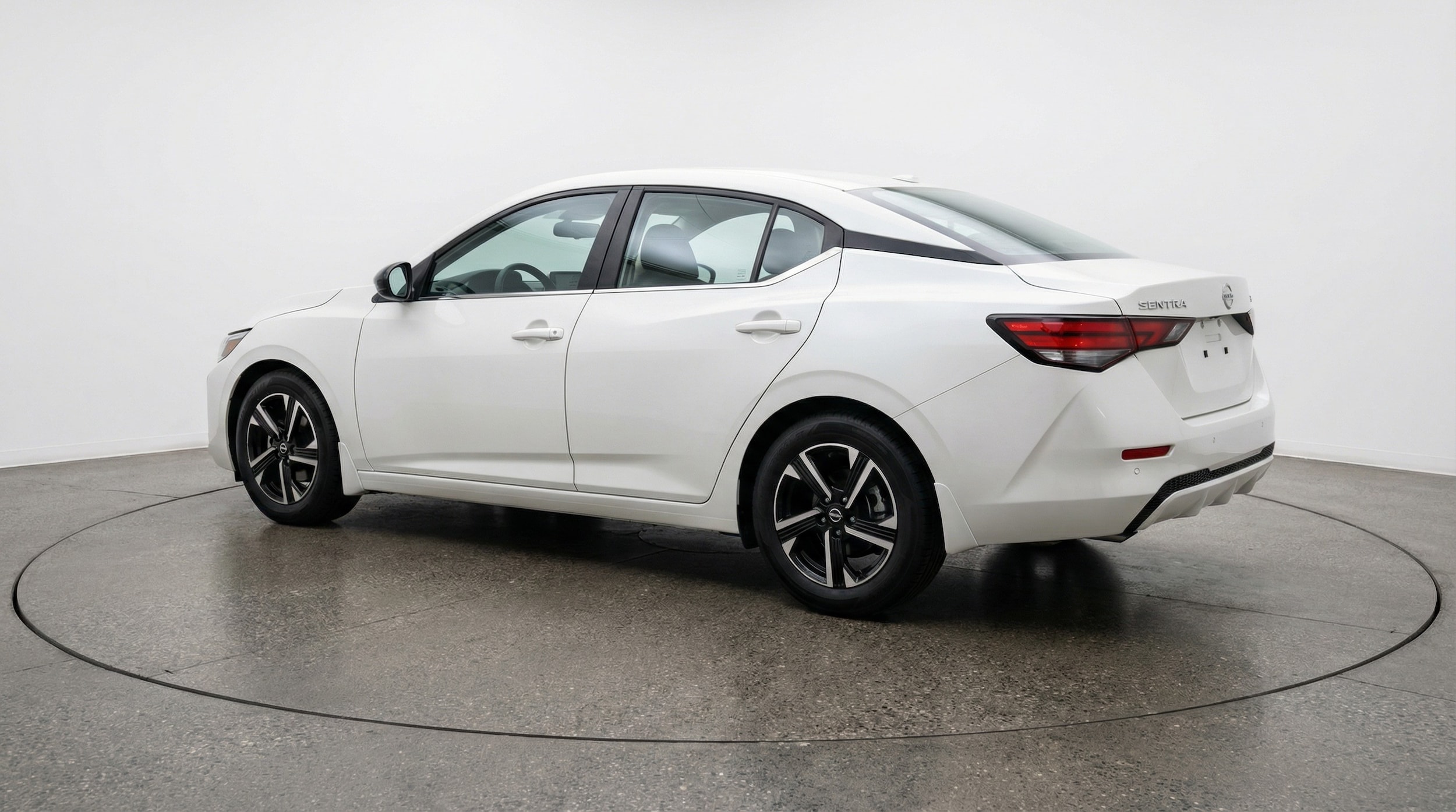 Thumbnail: 2025 Nissan Sentra - 5