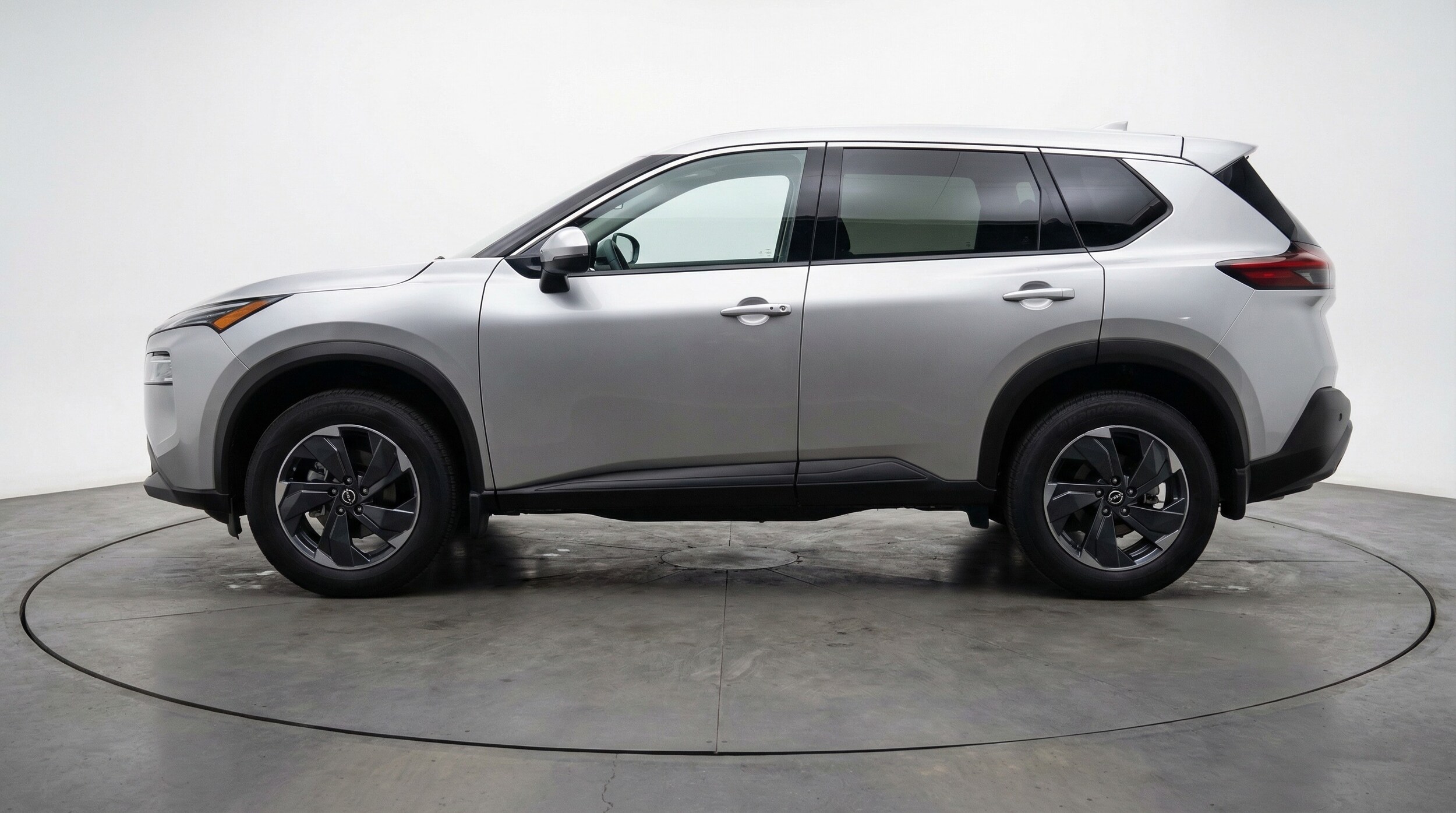 Thumbnail: 2025 Nissan Rogue - 4