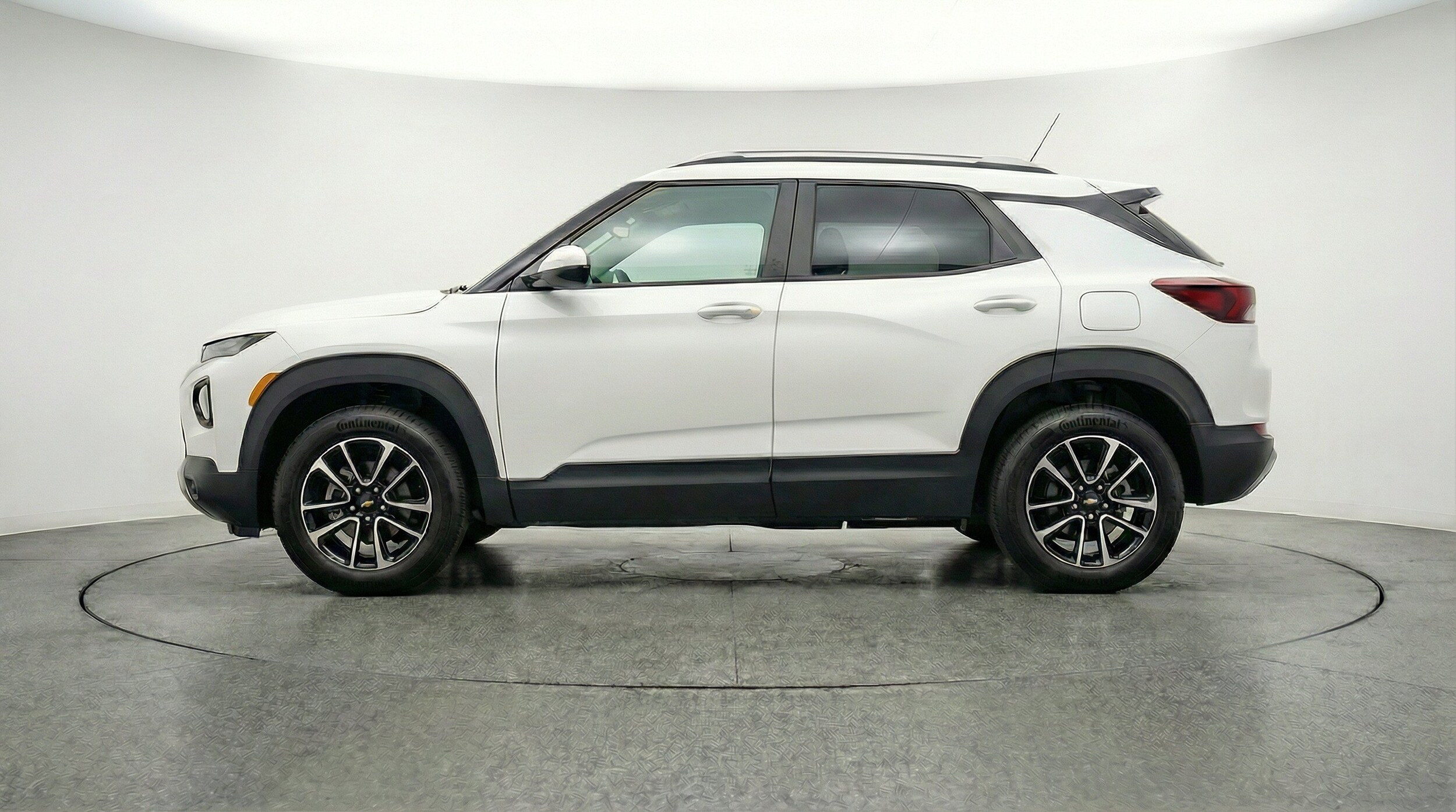 Thumbnail: 2025 Chevrolet TrailBlazer - 5