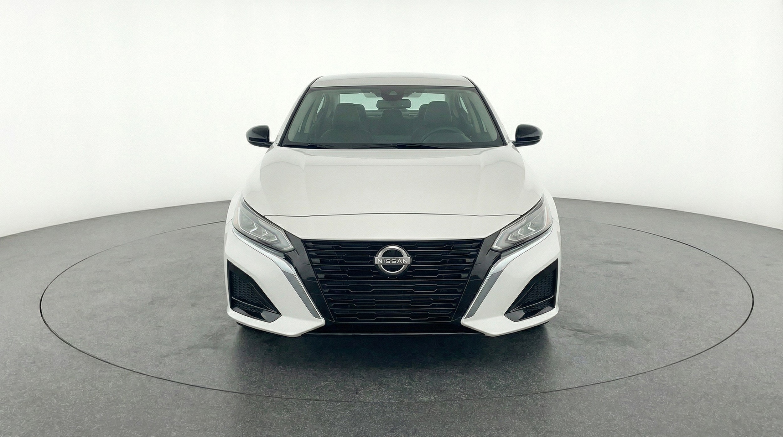 Thumbnail: 2025 Nissan Altima - 2
