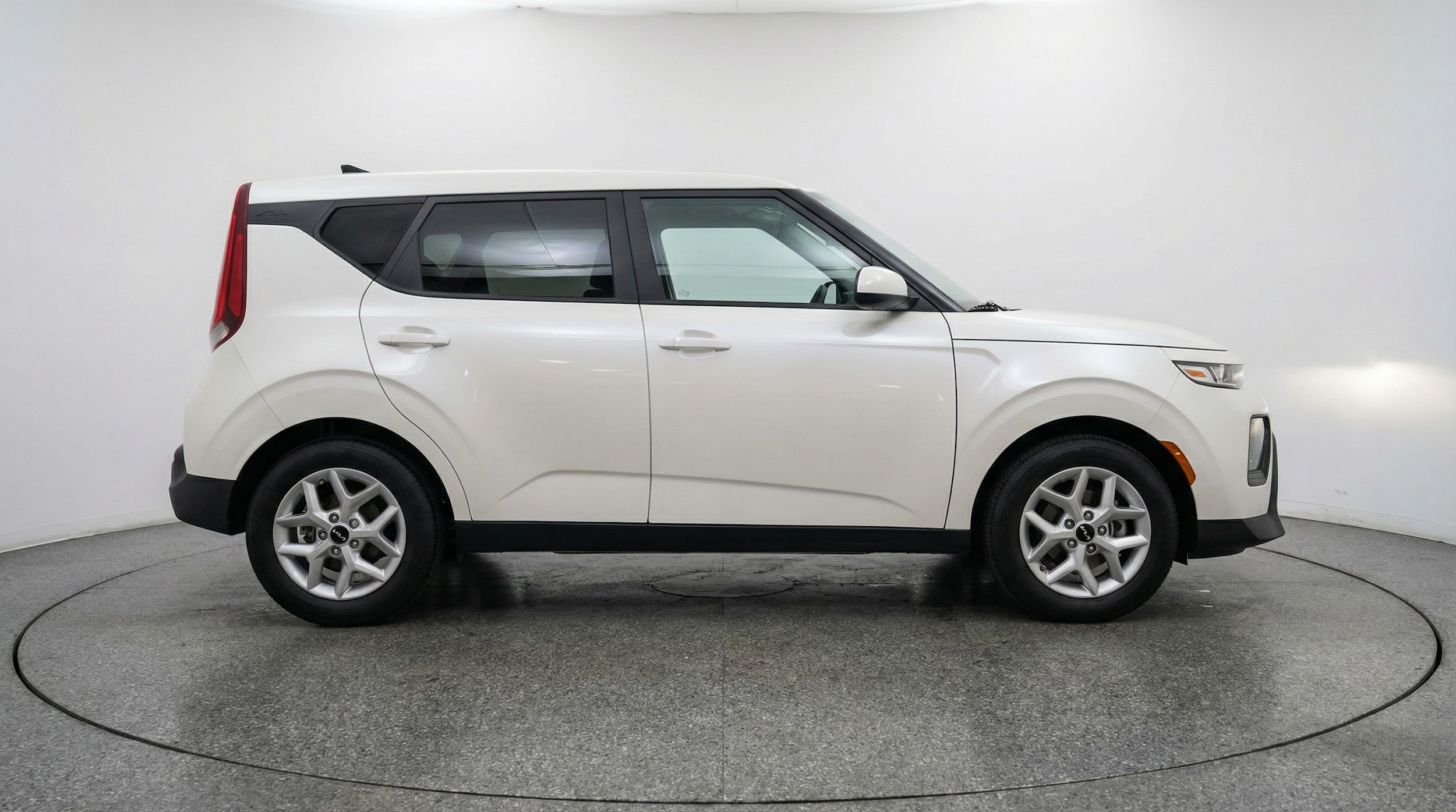 Thumbnail: 2025 Kia Soul - 8