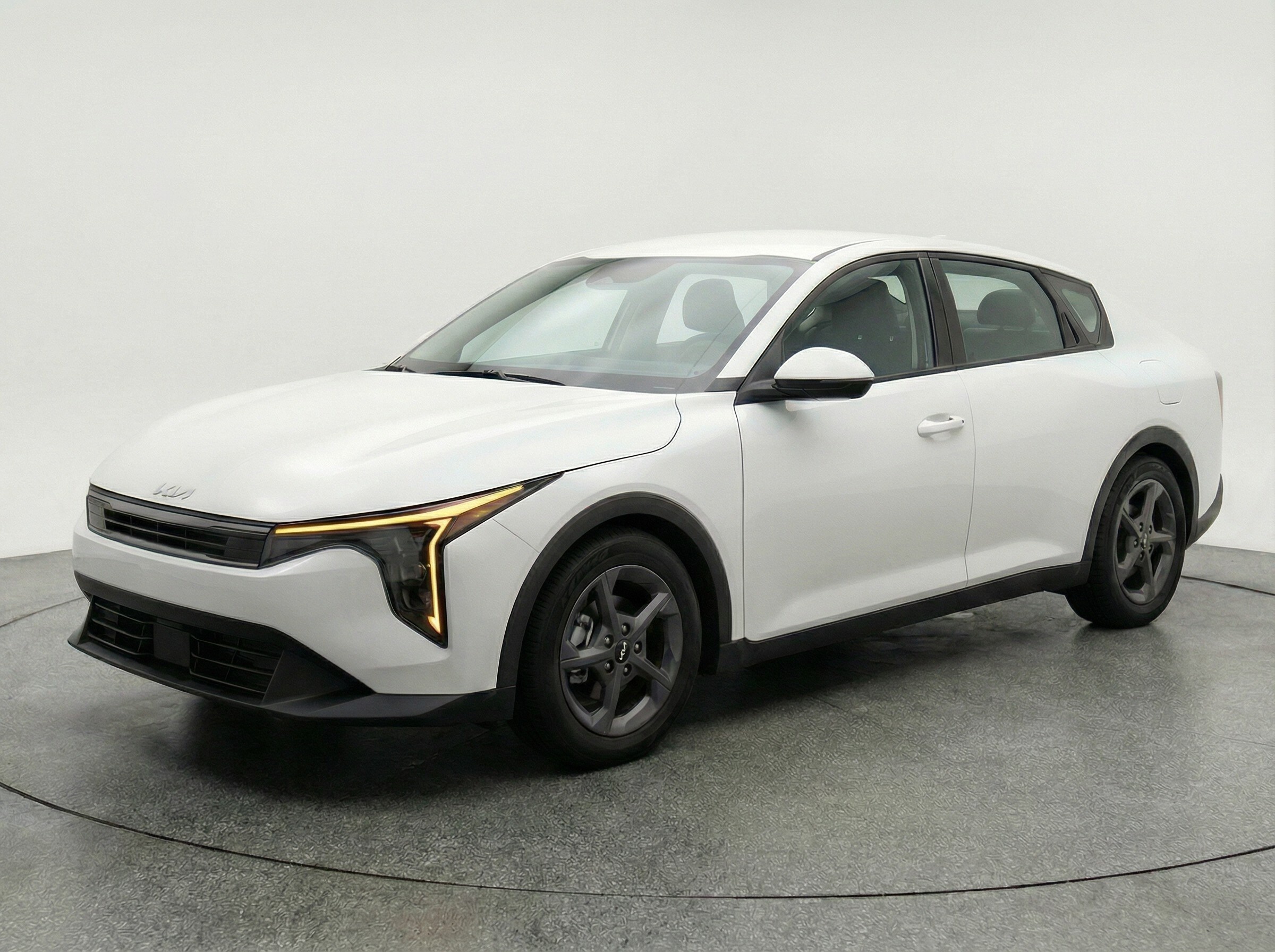 Thumbnail: 2025 Kia K4 - 3