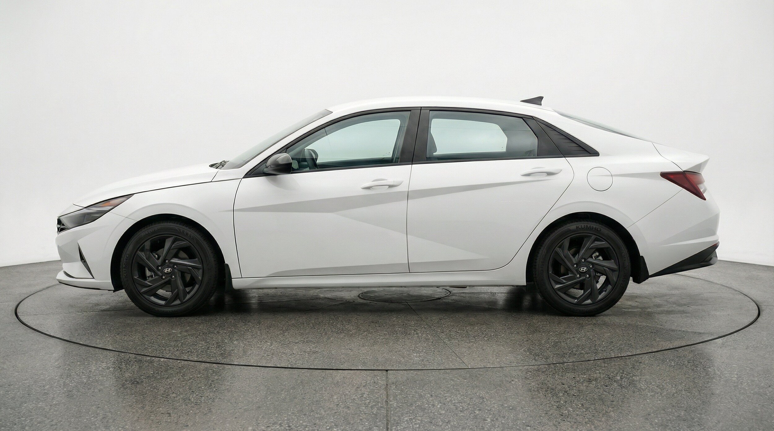 Thumbnail: 2026 Hyundai Elantra - 5