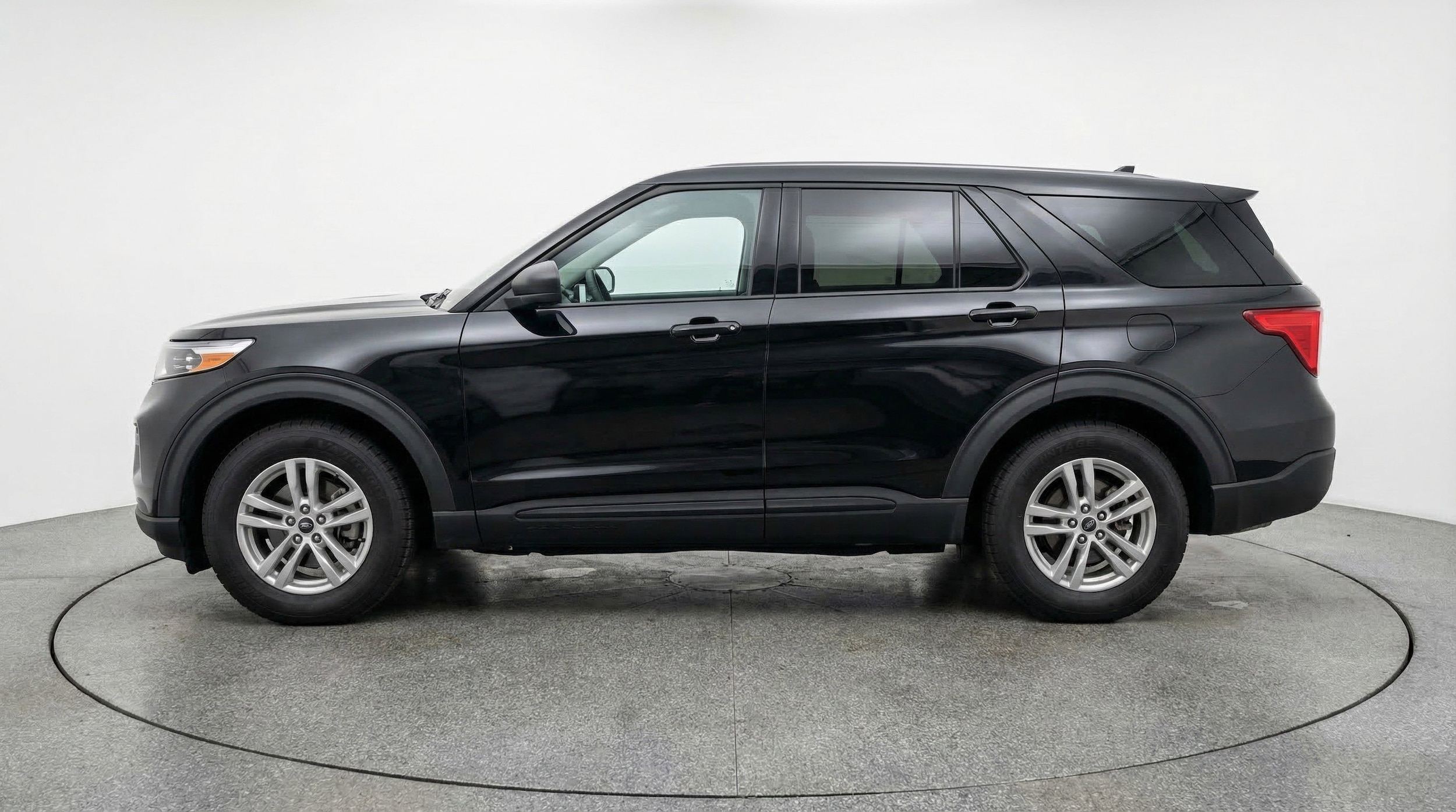 Thumbnail: 2024 Ford Explorer - 5