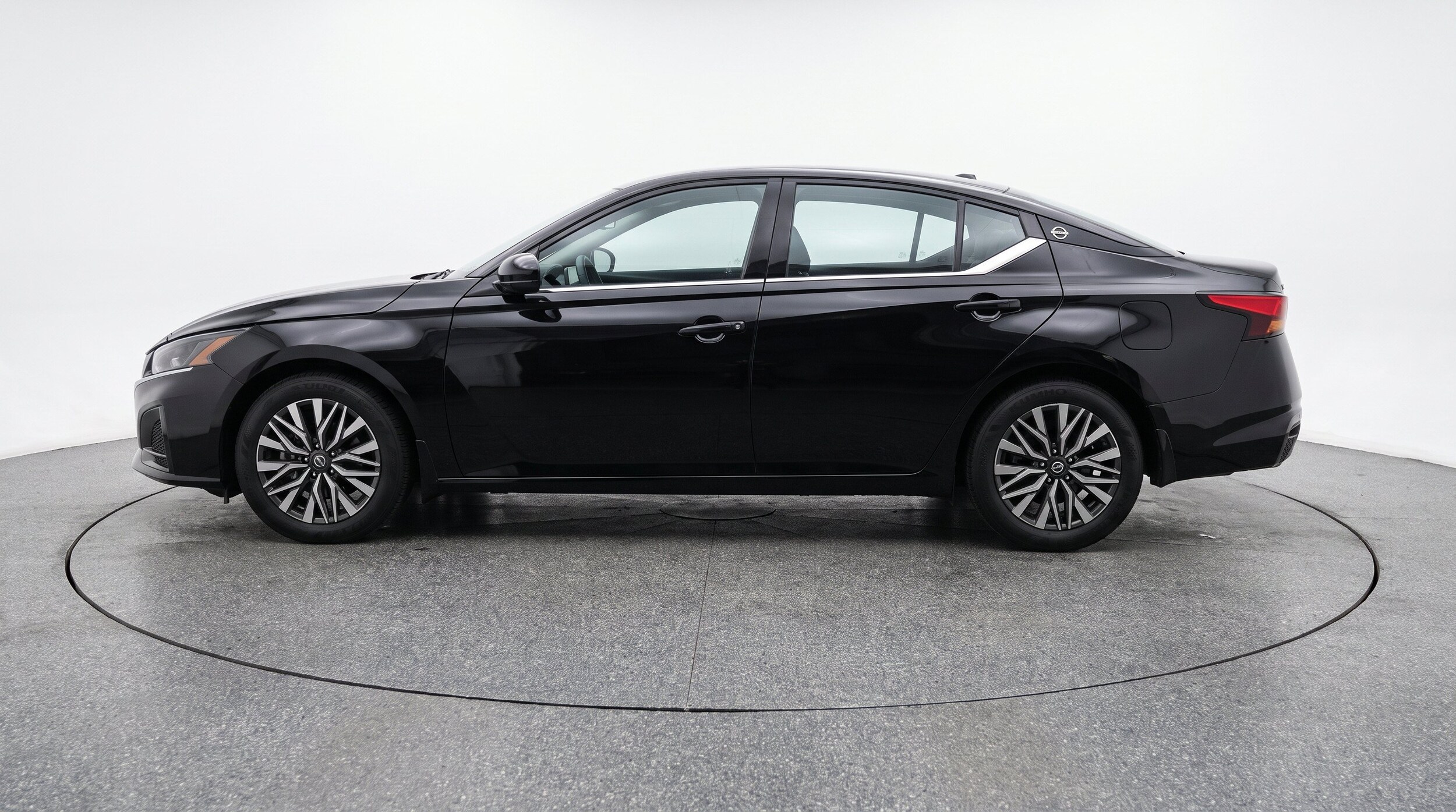 Thumbnail: 2026 Nissan Altima - 5
