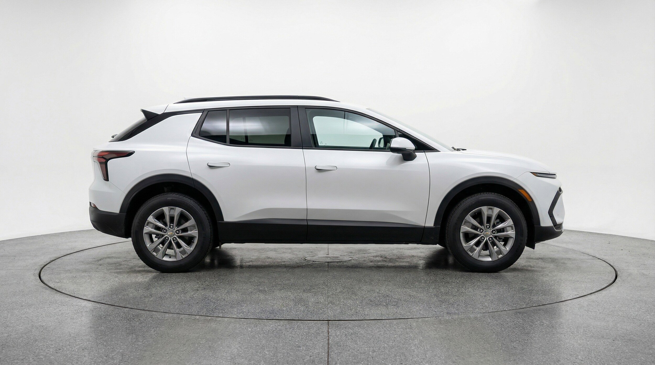 Thumbnail: 2025 Chevrolet Equinox - 11