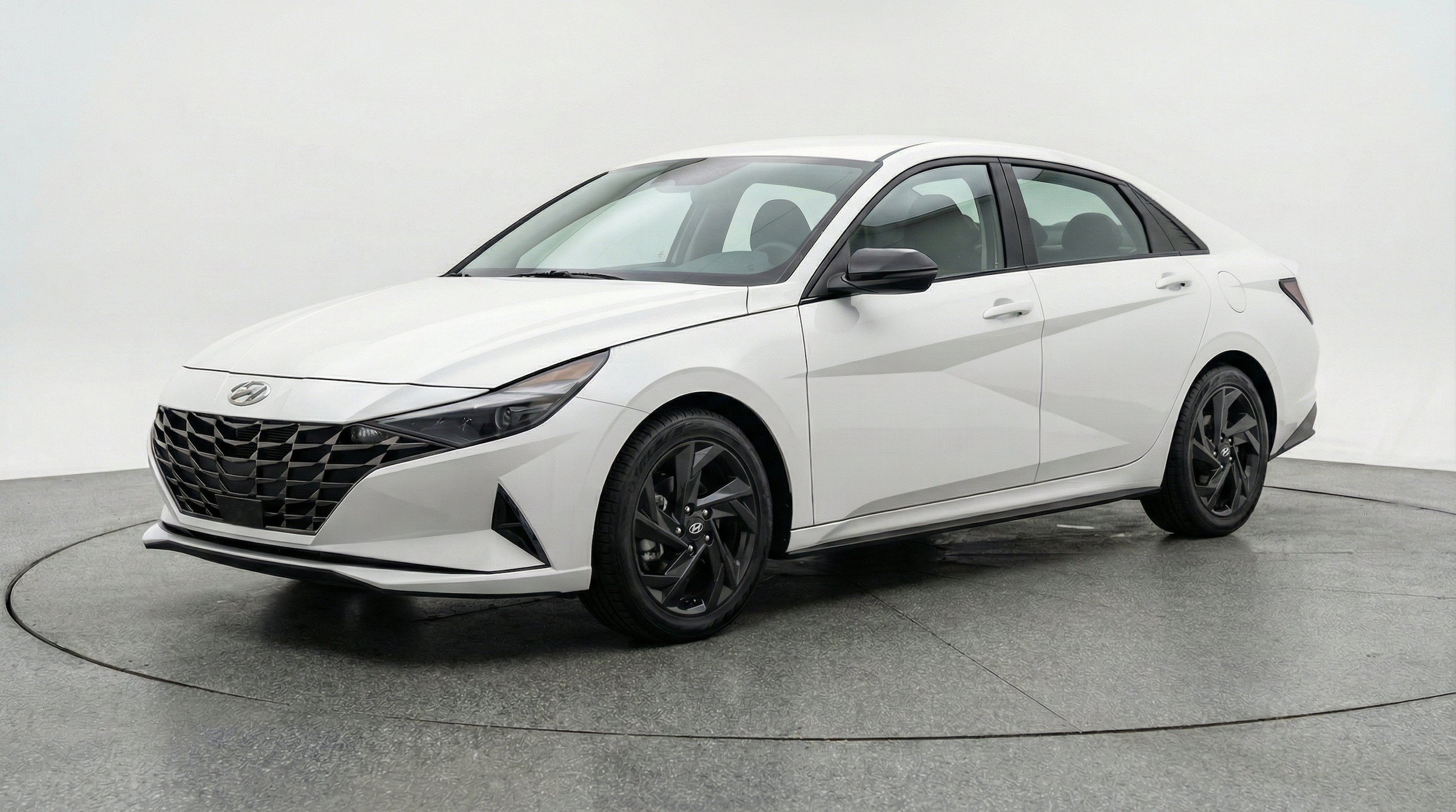 Thumbnail: 2026 Hyundai Elantra - 3