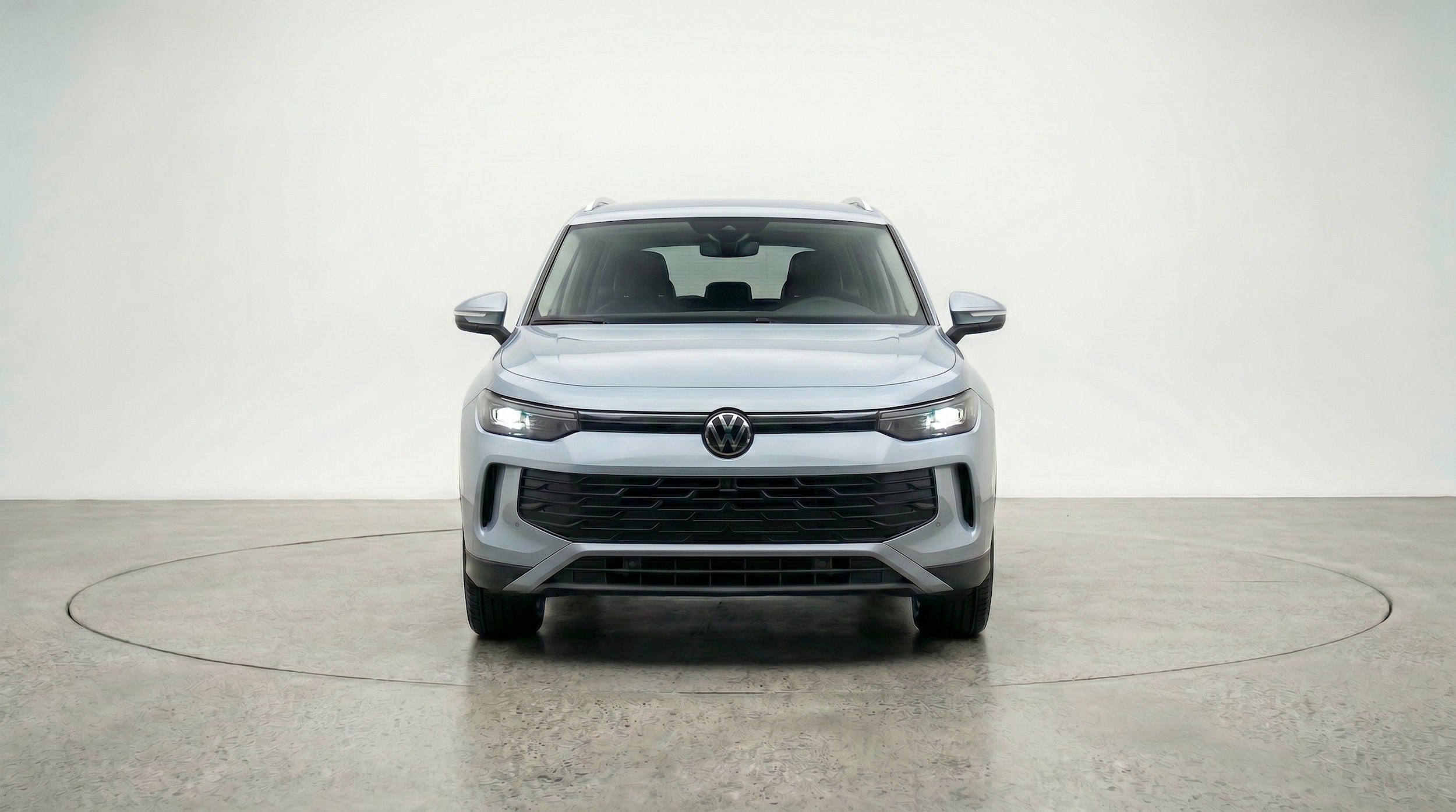 Thumbnail: 2026 Volkswagen Tiguan - 2