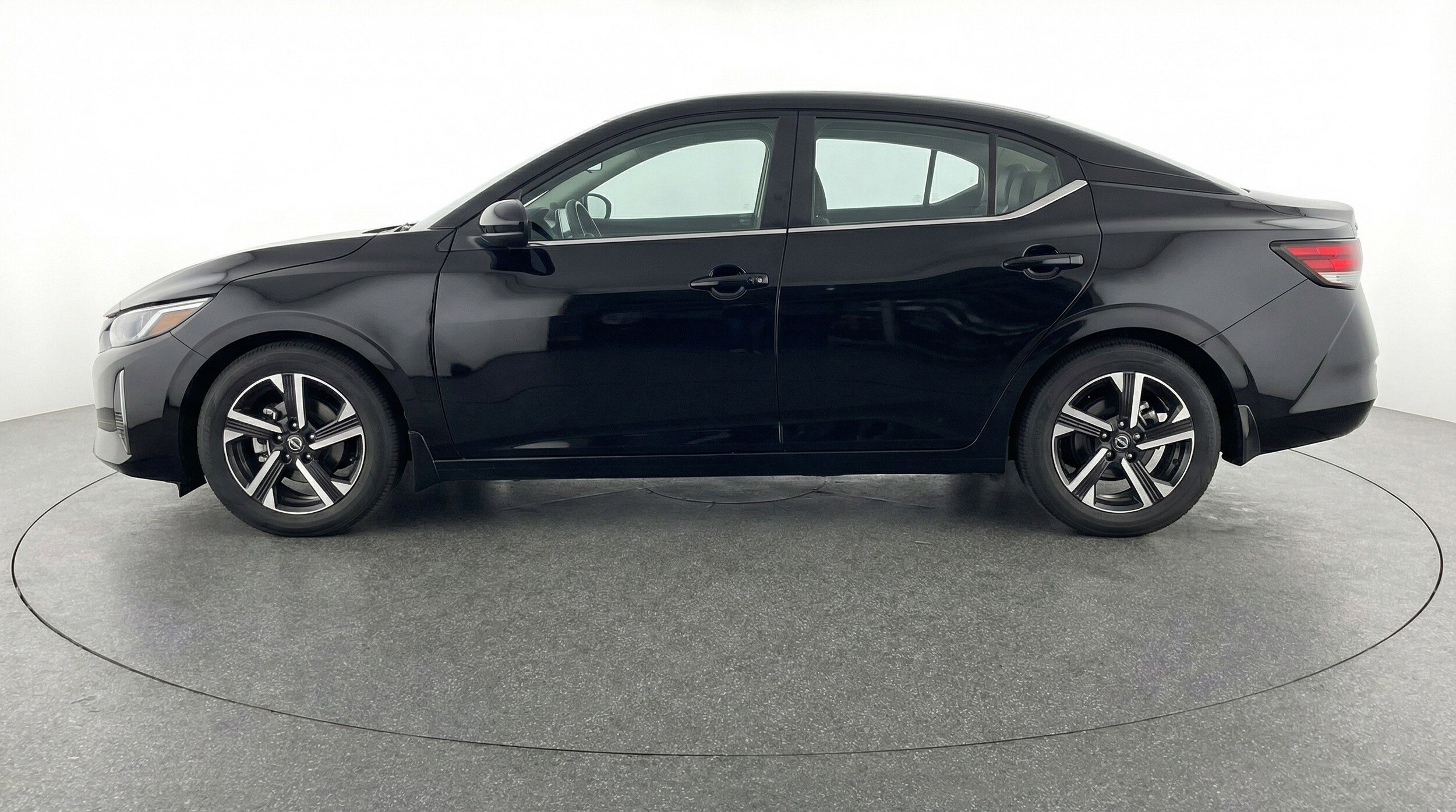 Thumbnail: 2025 Nissan Sentra - 5