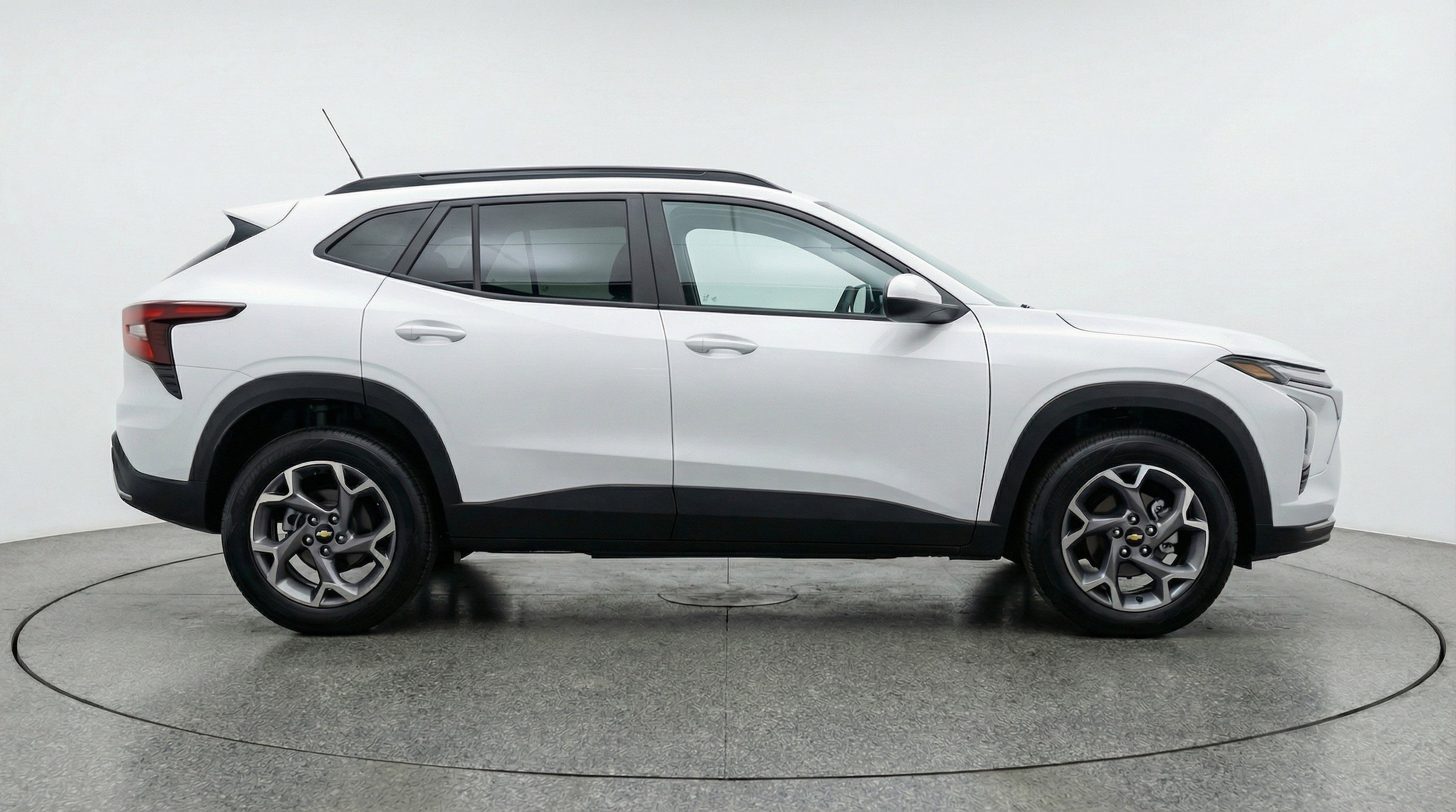 Thumbnail: 2025 Chevrolet Trax - 11