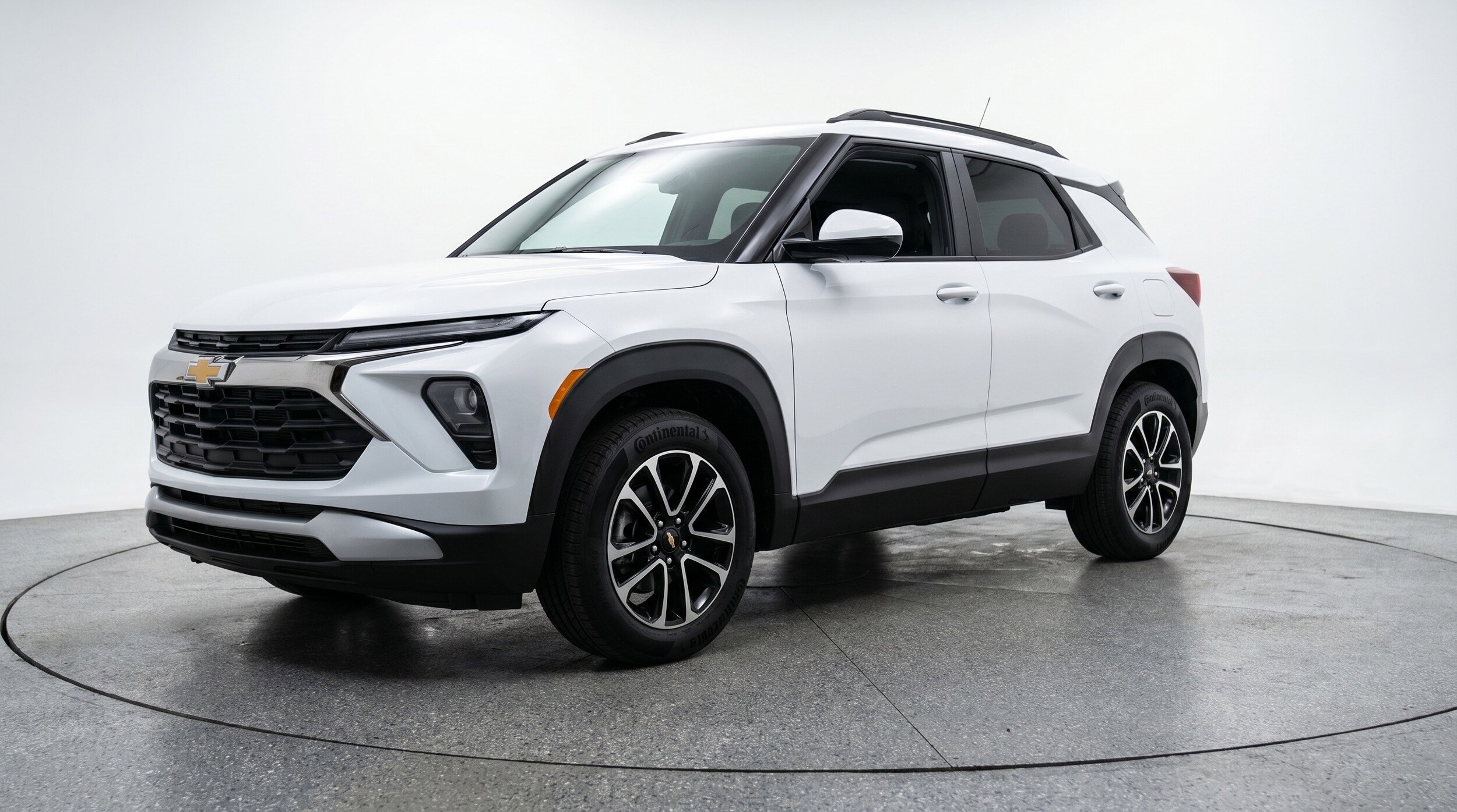 Thumbnail: 2025 Chevrolet TrailBlazer - 3