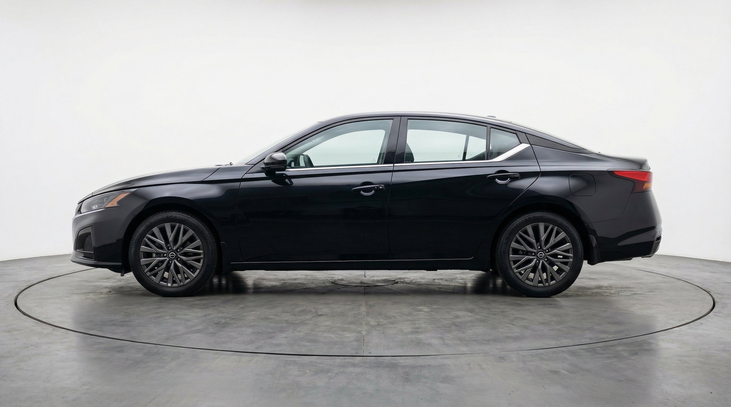 Thumbnail: 2026 Nissan Altima - 5