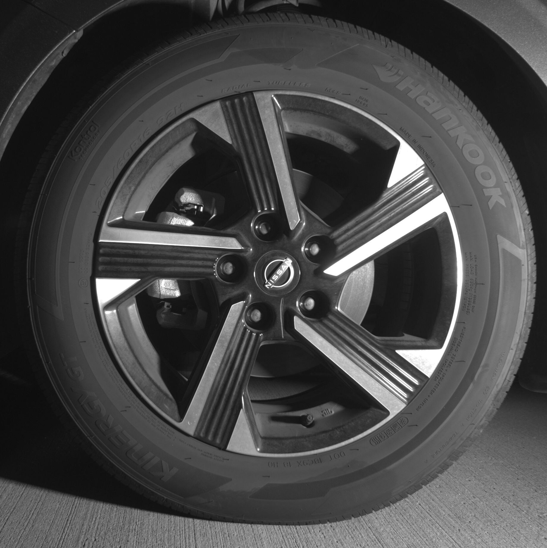 Thumbnail: 2025 Nissan Sentra - 9