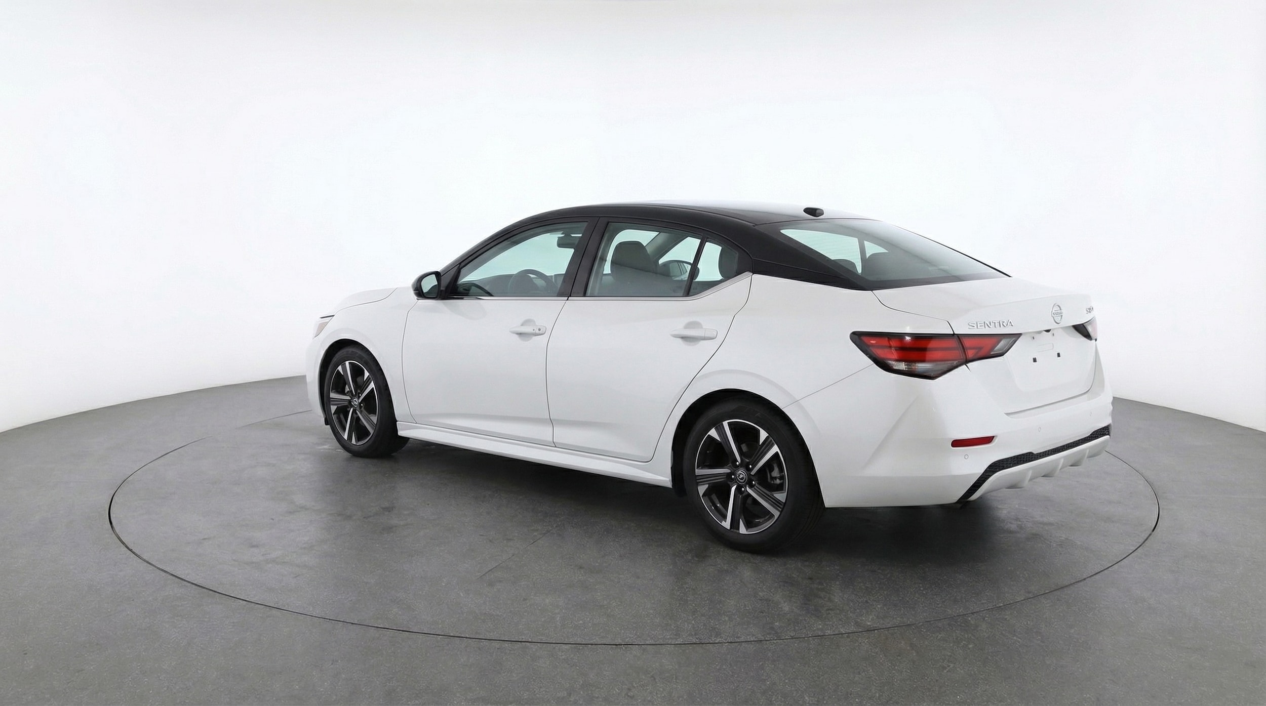 Thumbnail: 2025 Nissan Sentra - 5